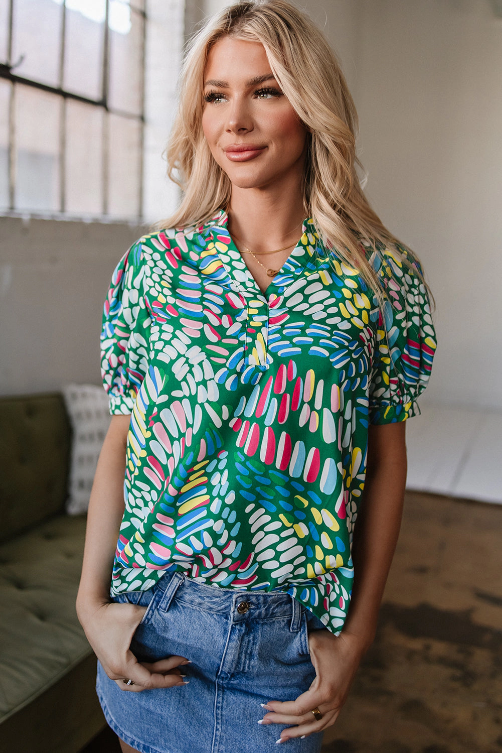 Threaded Pear Women's Ellianna Geometric Puff Sleeve Blouse