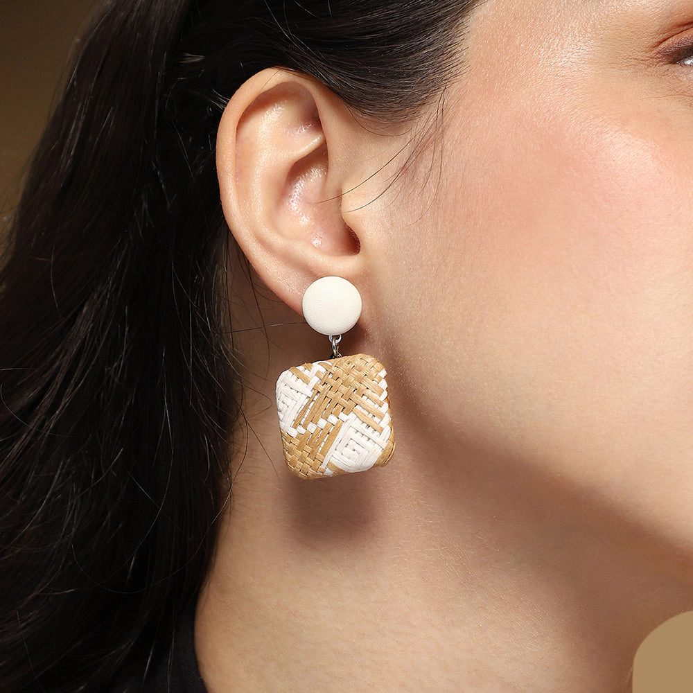 SOHI Women's The Rattan Drop Earrings - Tan Brown