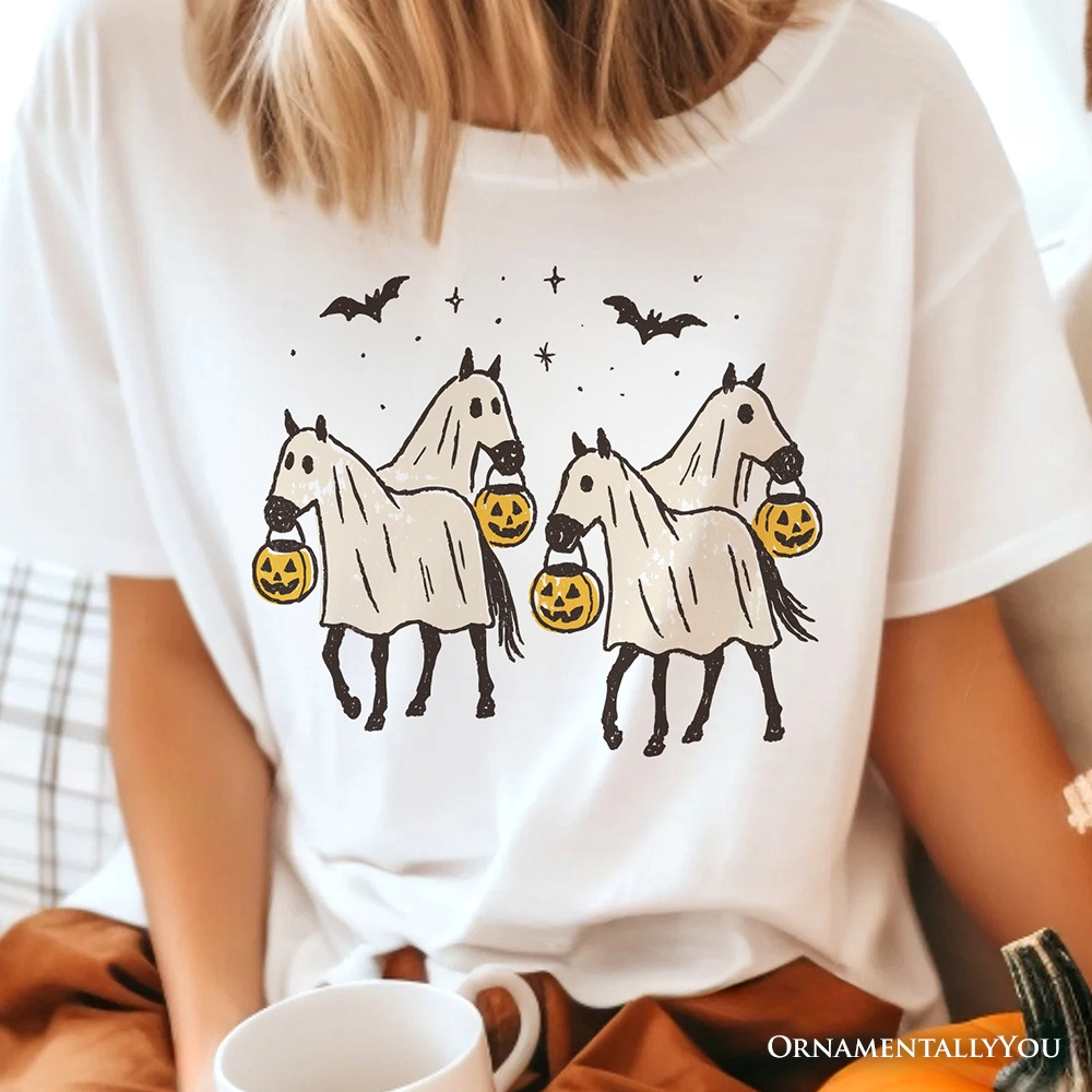 OrnamentallyYou Unisex Retro Halloween Horse Ghosts Spooky Western T-Shirt