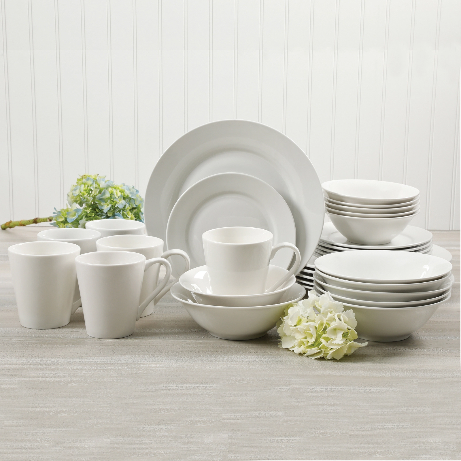 Gibson Home Noble Court 30 Piece Ceramic Dinnerware Set in White