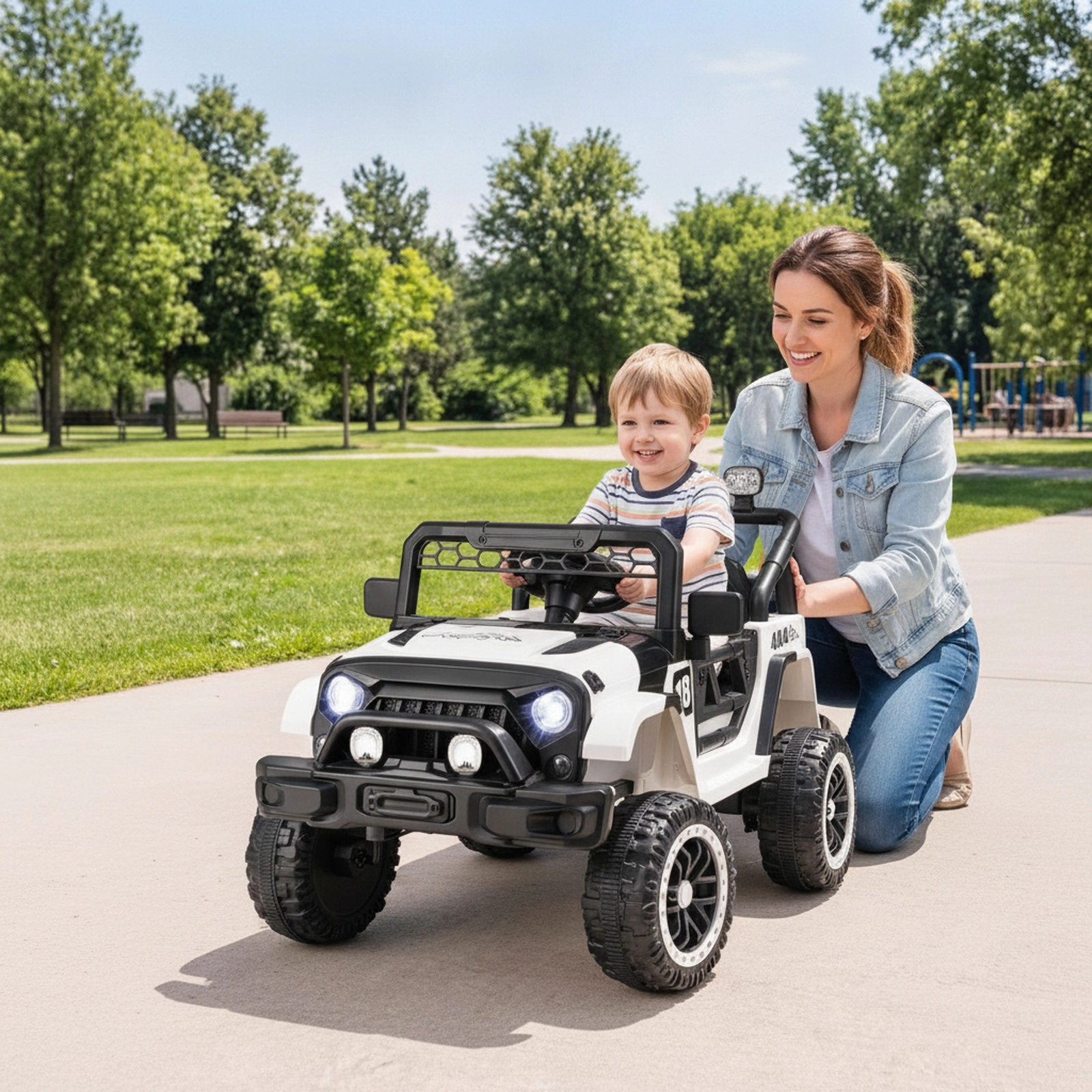 12V Kids Ride On Truck Parent Remote 3 Speeds Adjustable Harness Lockable Doors and 4-Wheel Suspension Ages 3-5 Black
