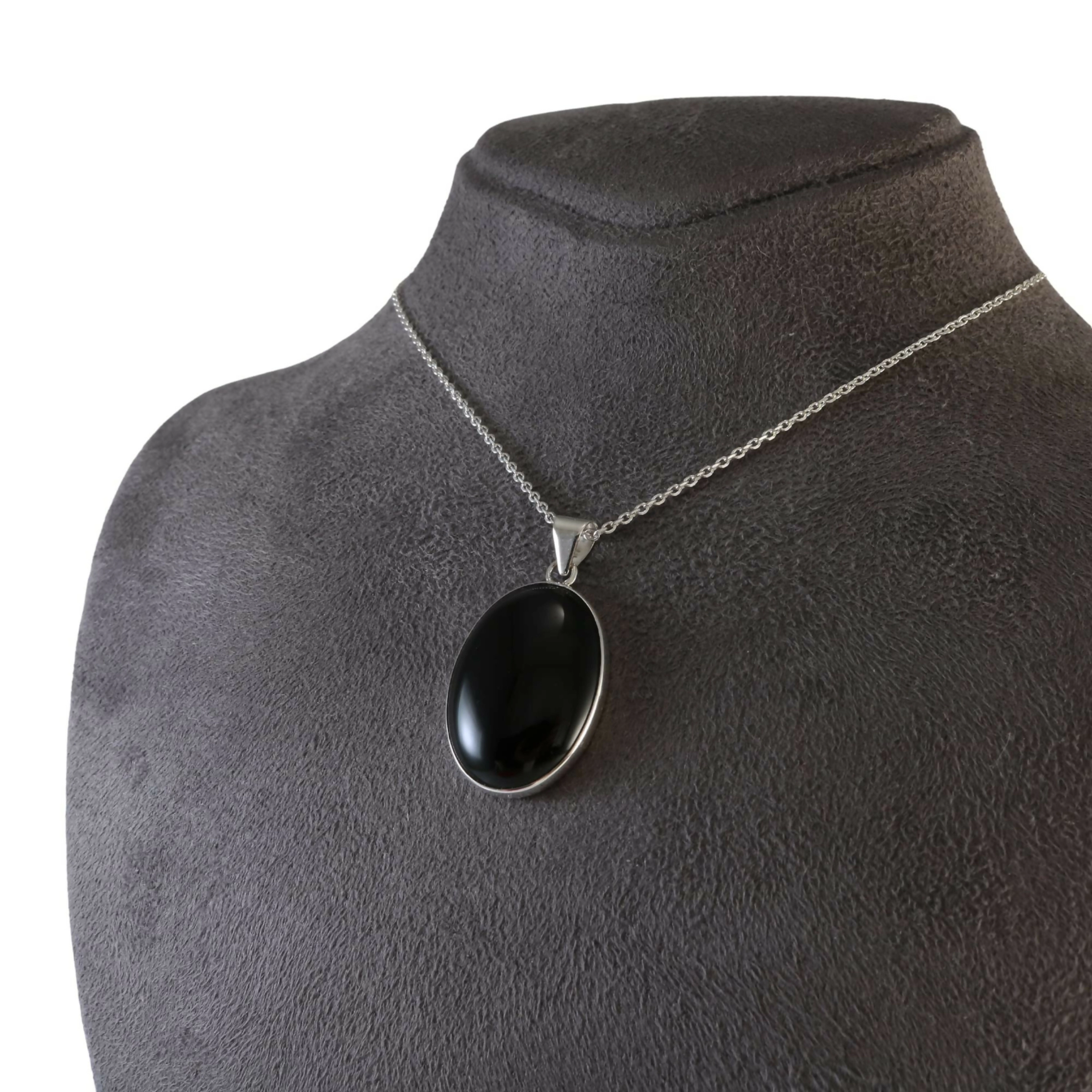 Wear Sierra Unisex Sterling Silver Oval Handmade pendant Necklace