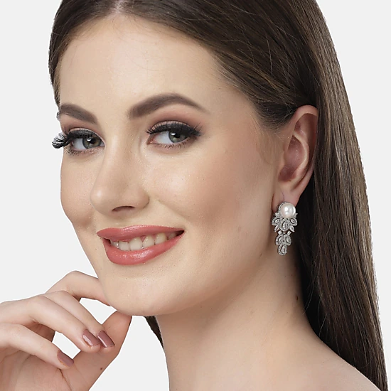 AGP PARIS Womens Diva Modern Zirconia Luxury Drop Earrings, Color