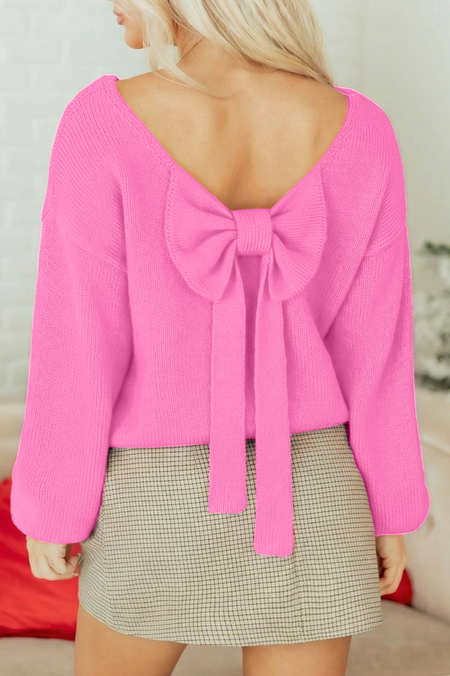 Threaded Pear Womens Olivia Backless Bubble Sleeve Sweater - Bonbon