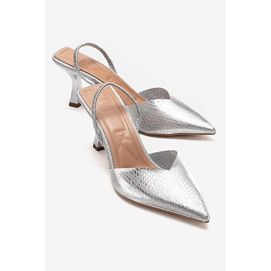 Prologue Shoes Womens Renos Pointed Toe Pump