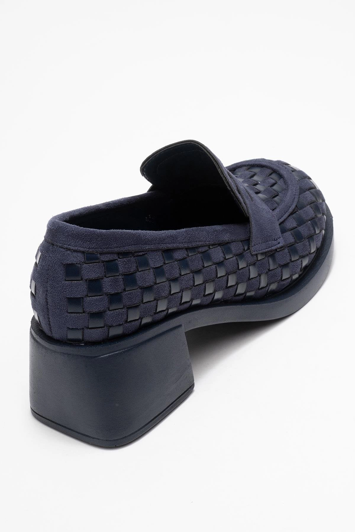 Prologue Shoes Womens Marlon Woven Block Heel Loafer