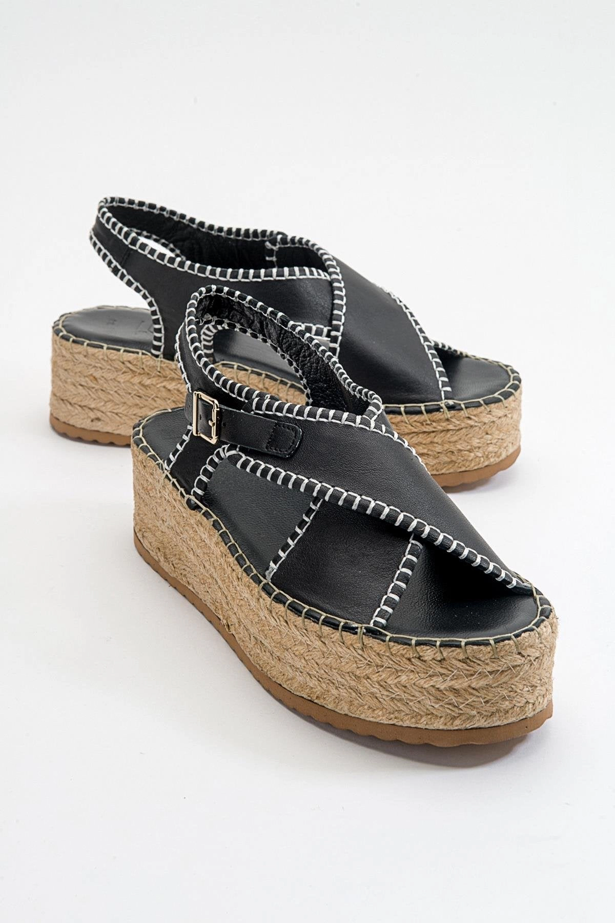 Forever & Always Womens Bellezza Leather Platform Sandals