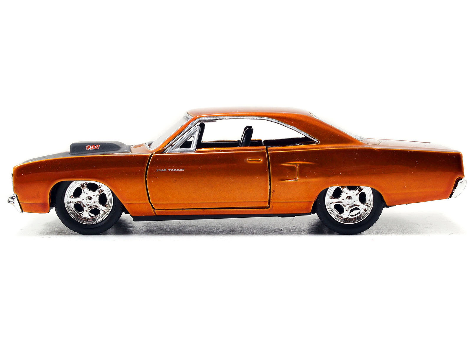 Jada Dom's Plymouth Road Runner Orange Metallic with Matt Black Hood "Fast & Furious" Series 1/32 Diecast