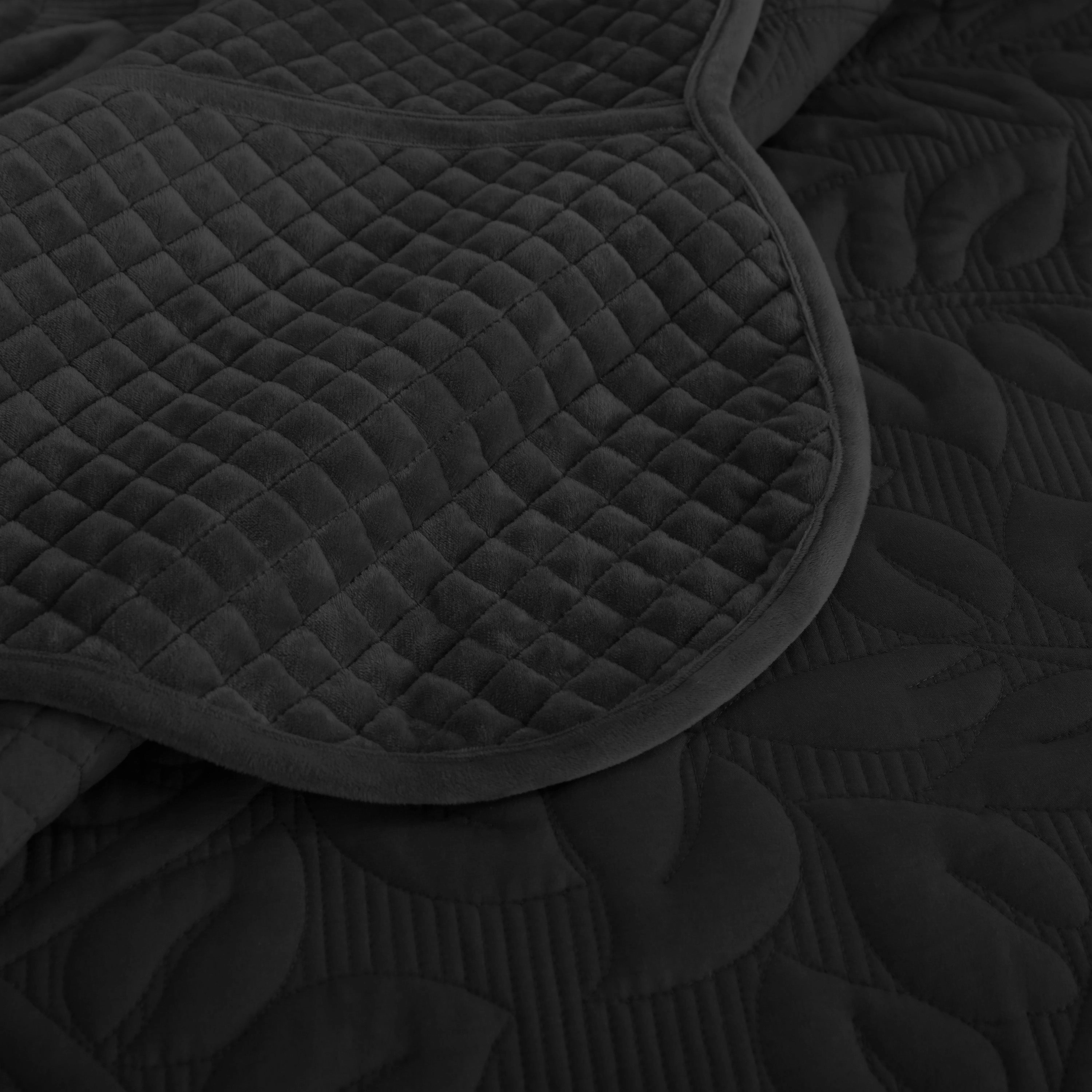 MarCielo 3 Piece Luxury Velvet Quilt Bedspread Set,Solid Leaf Coverlet with 2 Pillowshams
