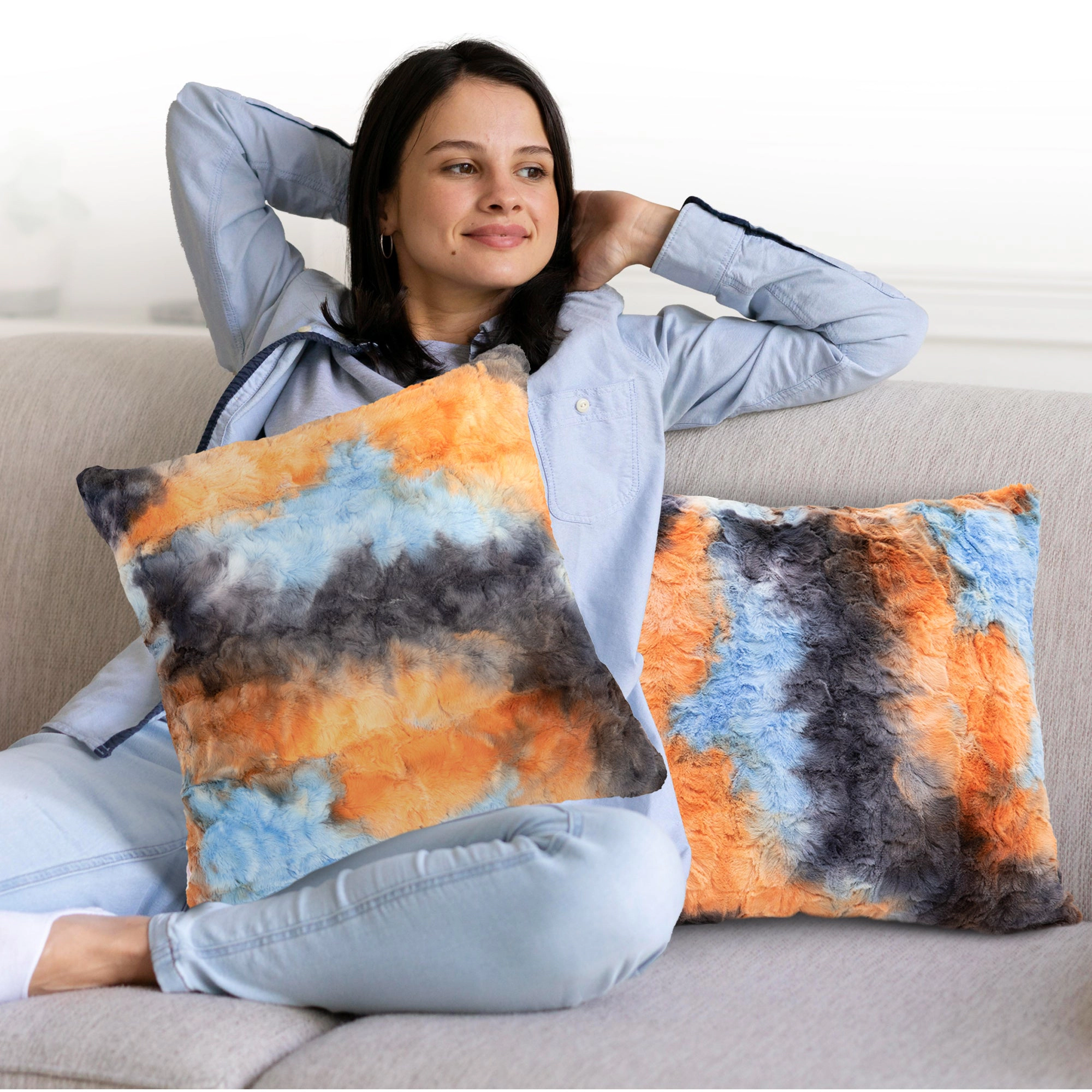 Cheer Collection Faux Fur Throw Pillow Set 18x18 2 Pack