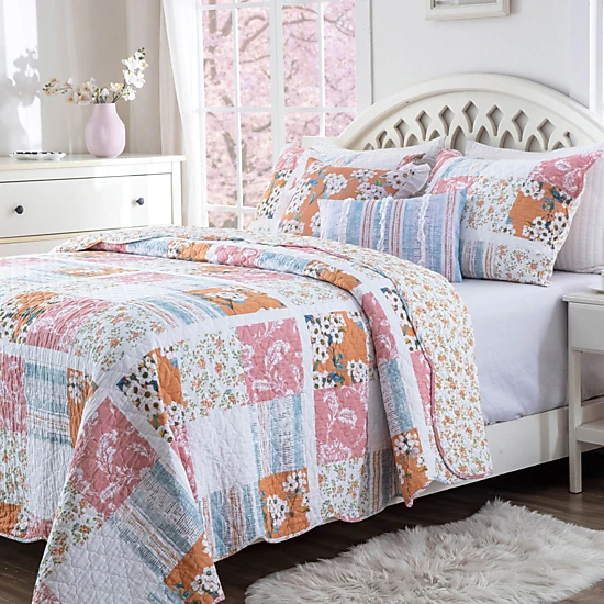 Greenland Home Everly Shabby Chic 3 Piece s Quilt Set
