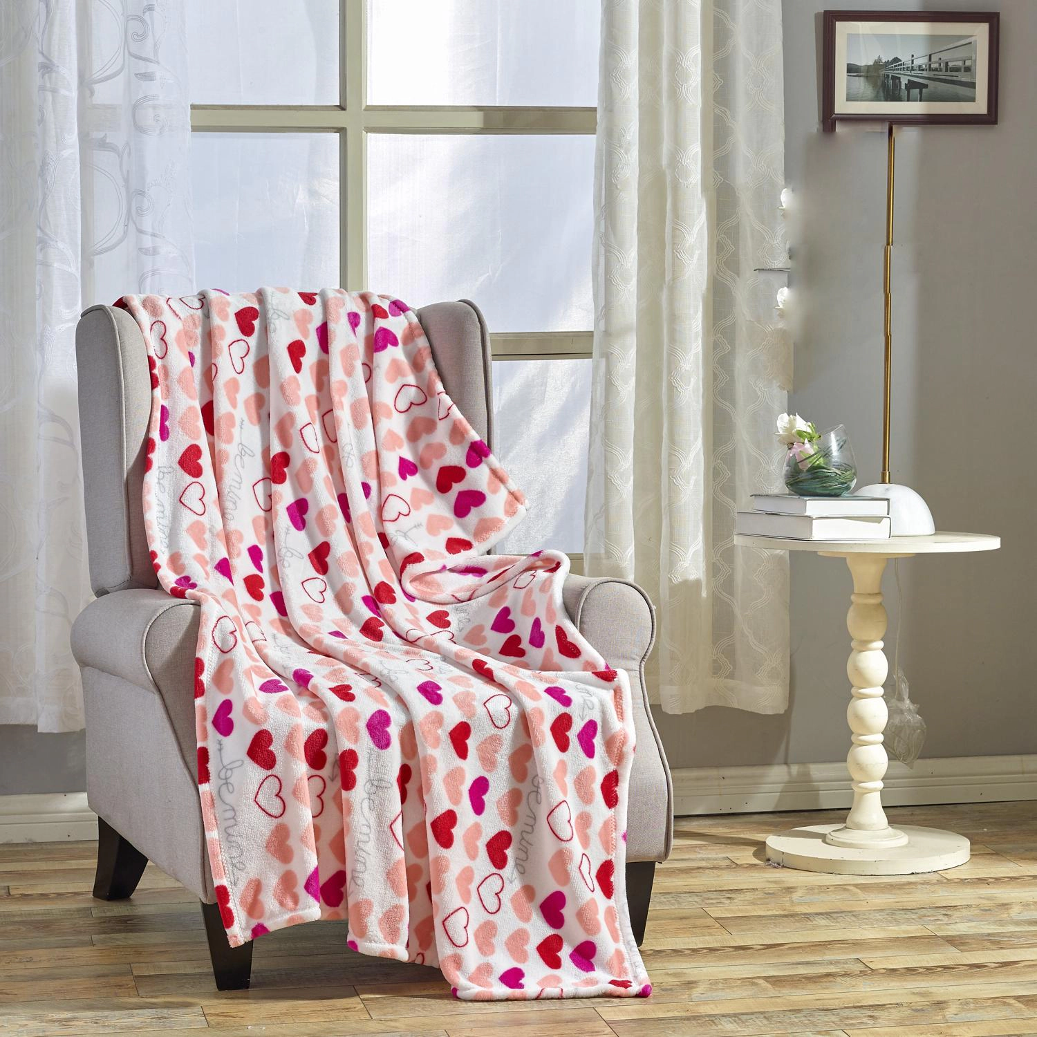 Plazatex Isabella Valentine Micro Plush Decorative Throw Blanket All Season 50 x 60 Pink