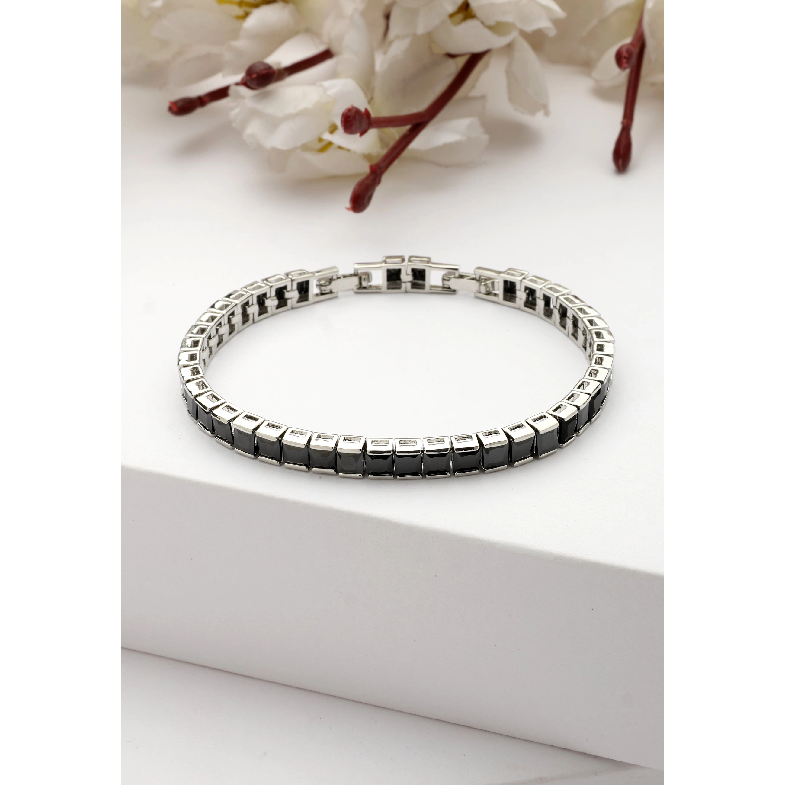 AGP PARIS Womens Diva Sleek Studed Bracelet