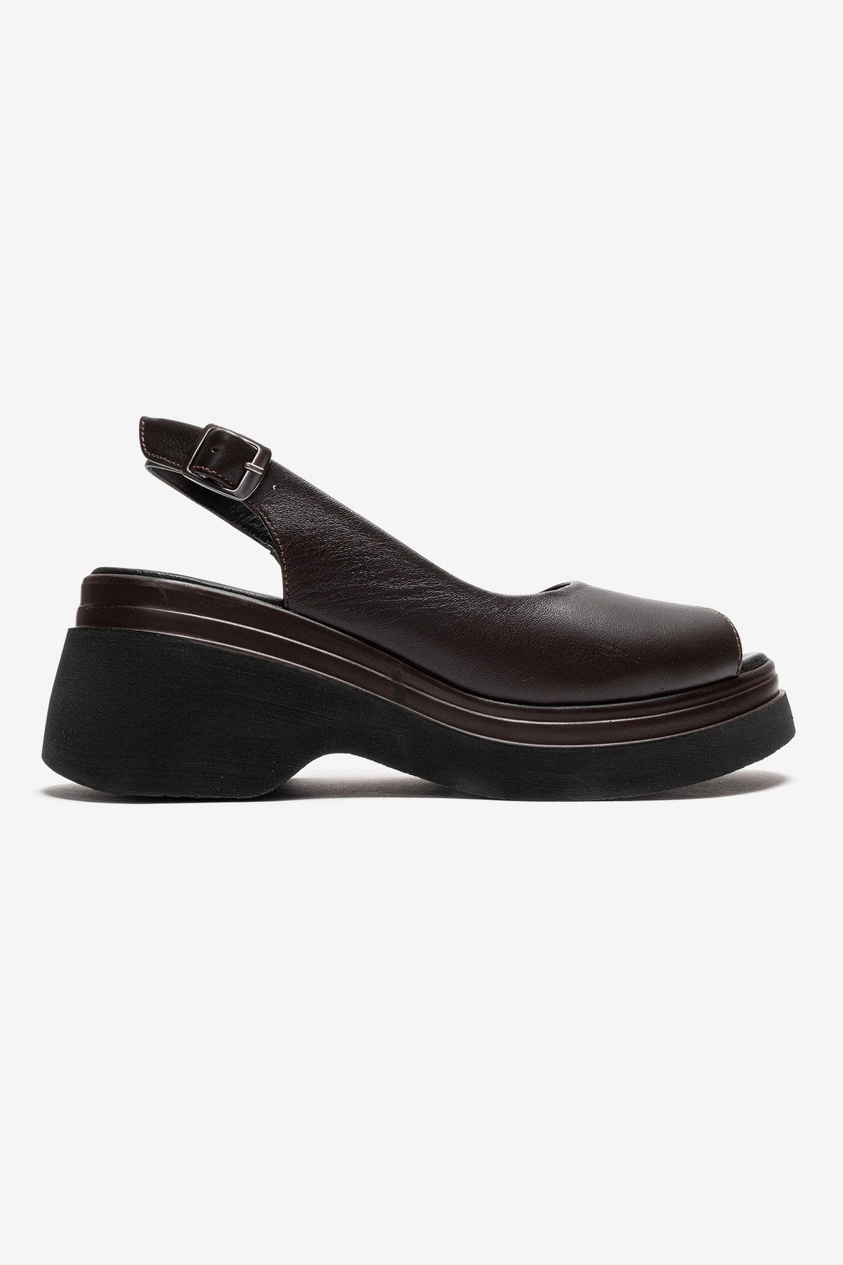 Forever & Always Womens Laure Leather Wedge Sandals