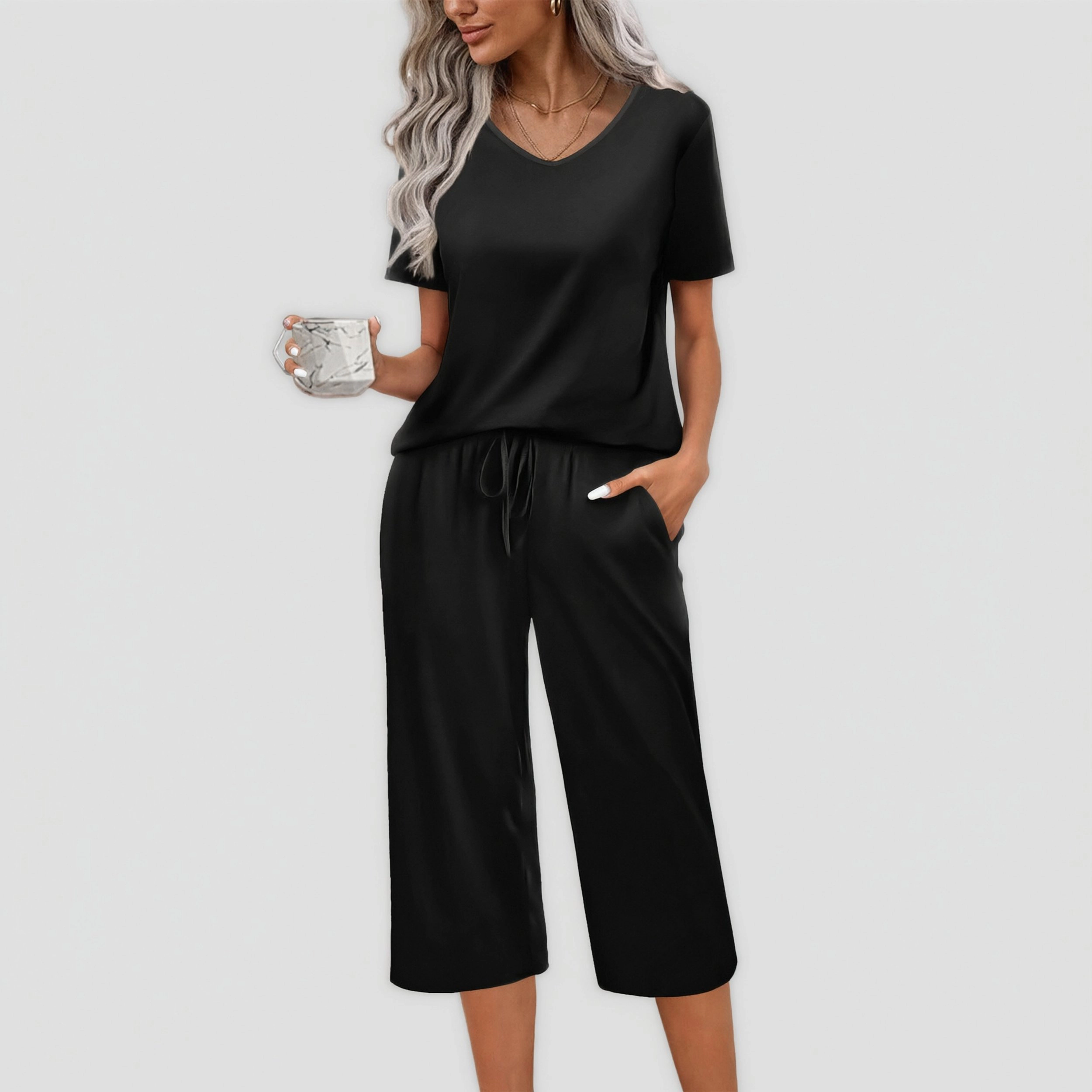 Ekouaer Womens Pajama Sets Soft Cotton Pj Short Sleeve Top with Capri Pants Sleepwear 2 Piece Print