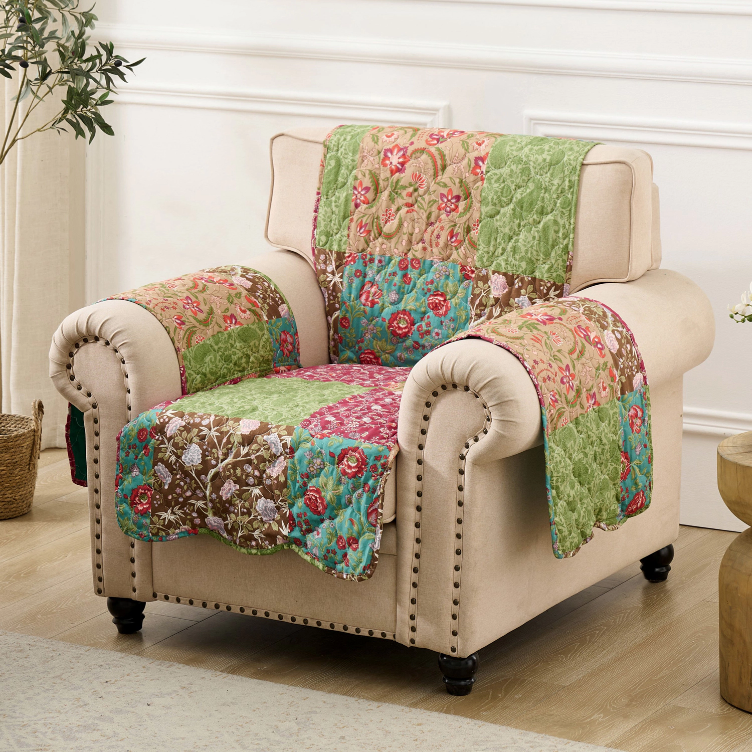 Greenland Home Fashions Danica 100% Polyester Quilted Furniture Protector Arm Chair 81x81 Multi