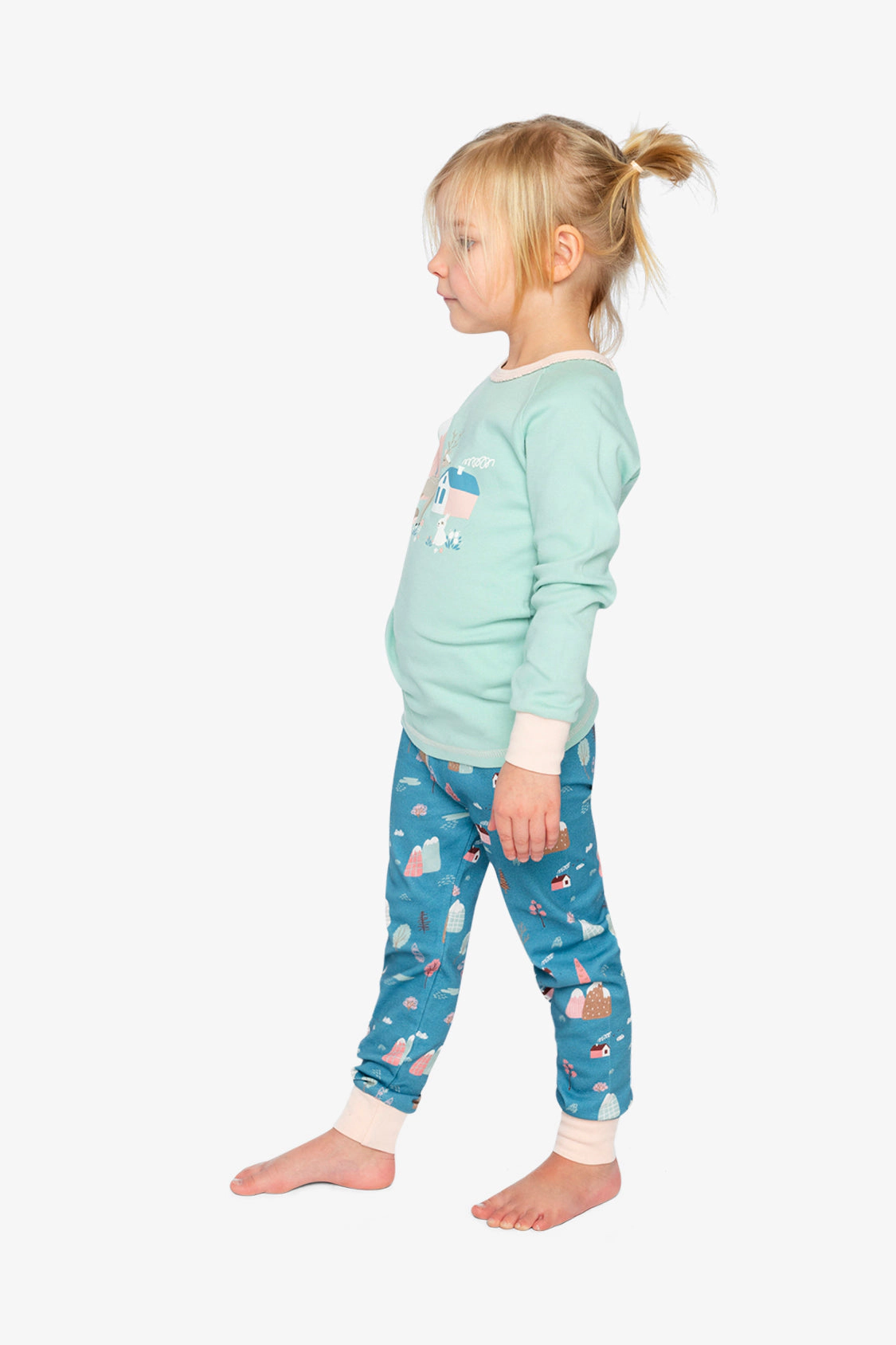 Deux par Girls Organic Cotton House Two Piece Pajama Set with Long Sleeve Top and Waist Pants