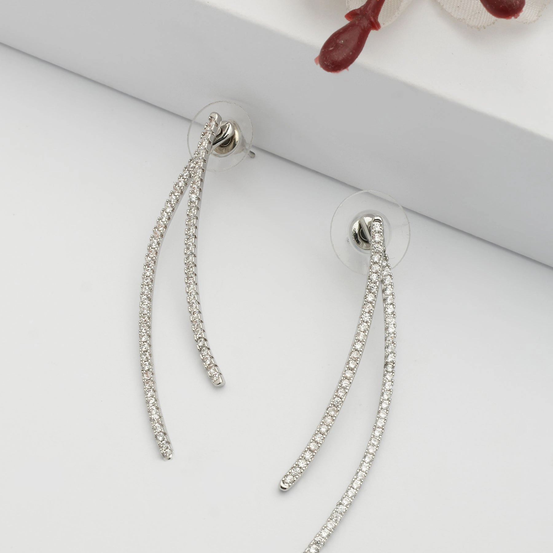 AGP PARIS Womens Shimmering Rays Drop Earrings