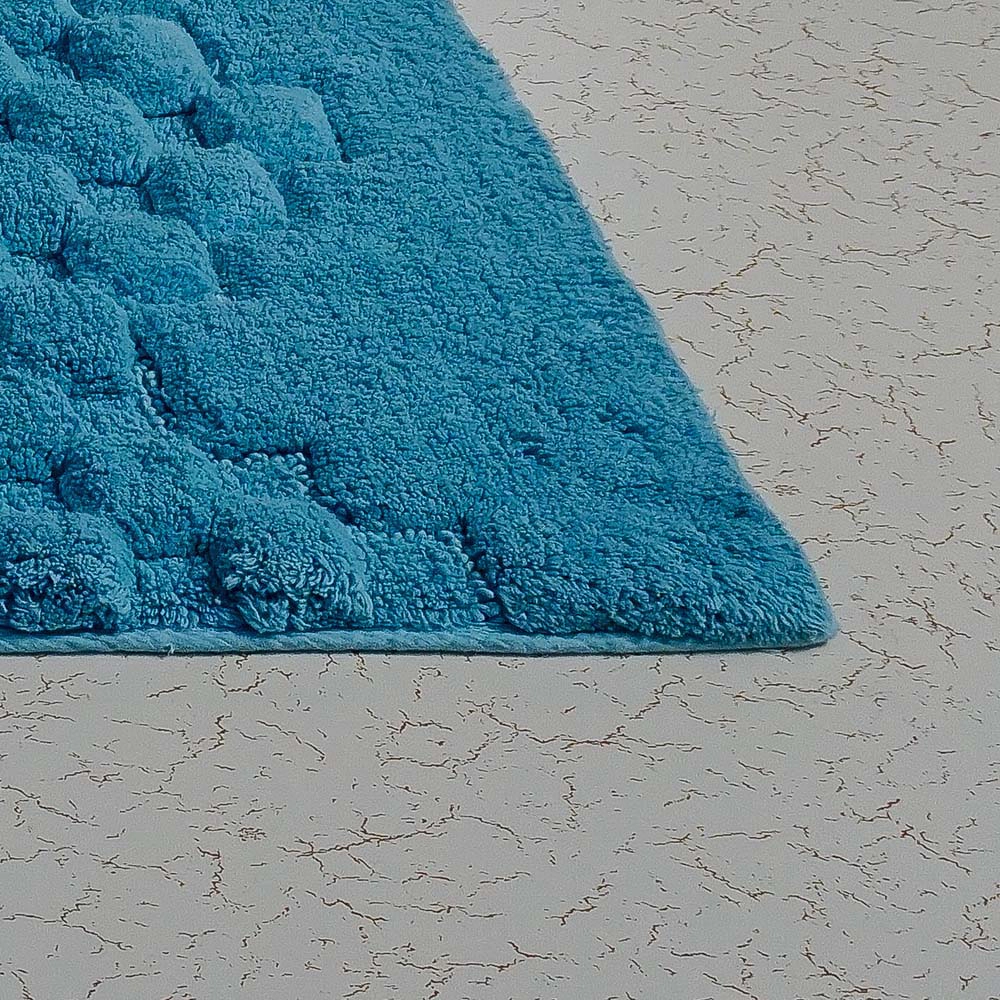 Knightsbridge Luxurious Block Pattern High Quality Year Round Cotton With Non Skid Back Bath Rug
