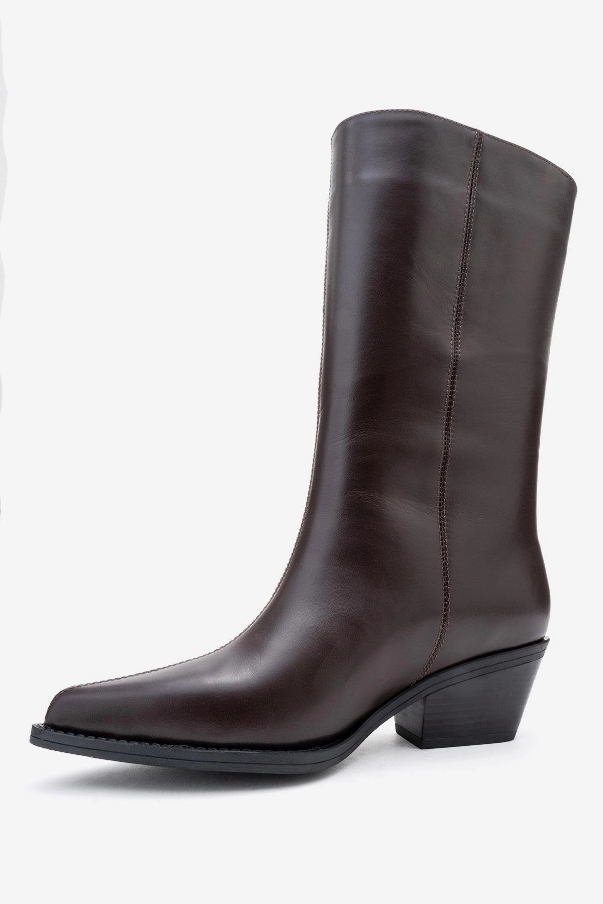 Forever & Always Womens Juana Leather Pointed Toe Boot