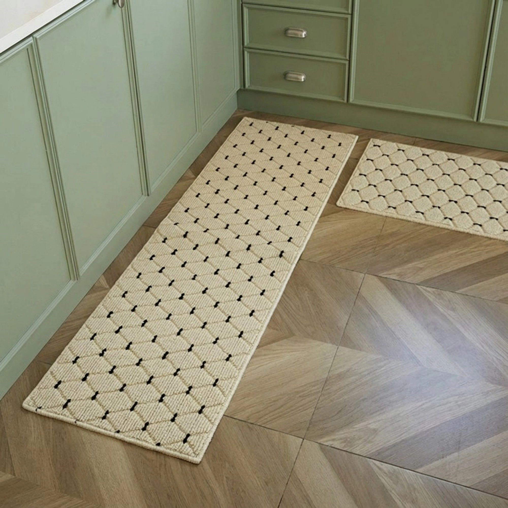 Alilang Unisex Neutral Diamond Pattern Woven Runner Rug Low Profile Bedroom Floor Runner