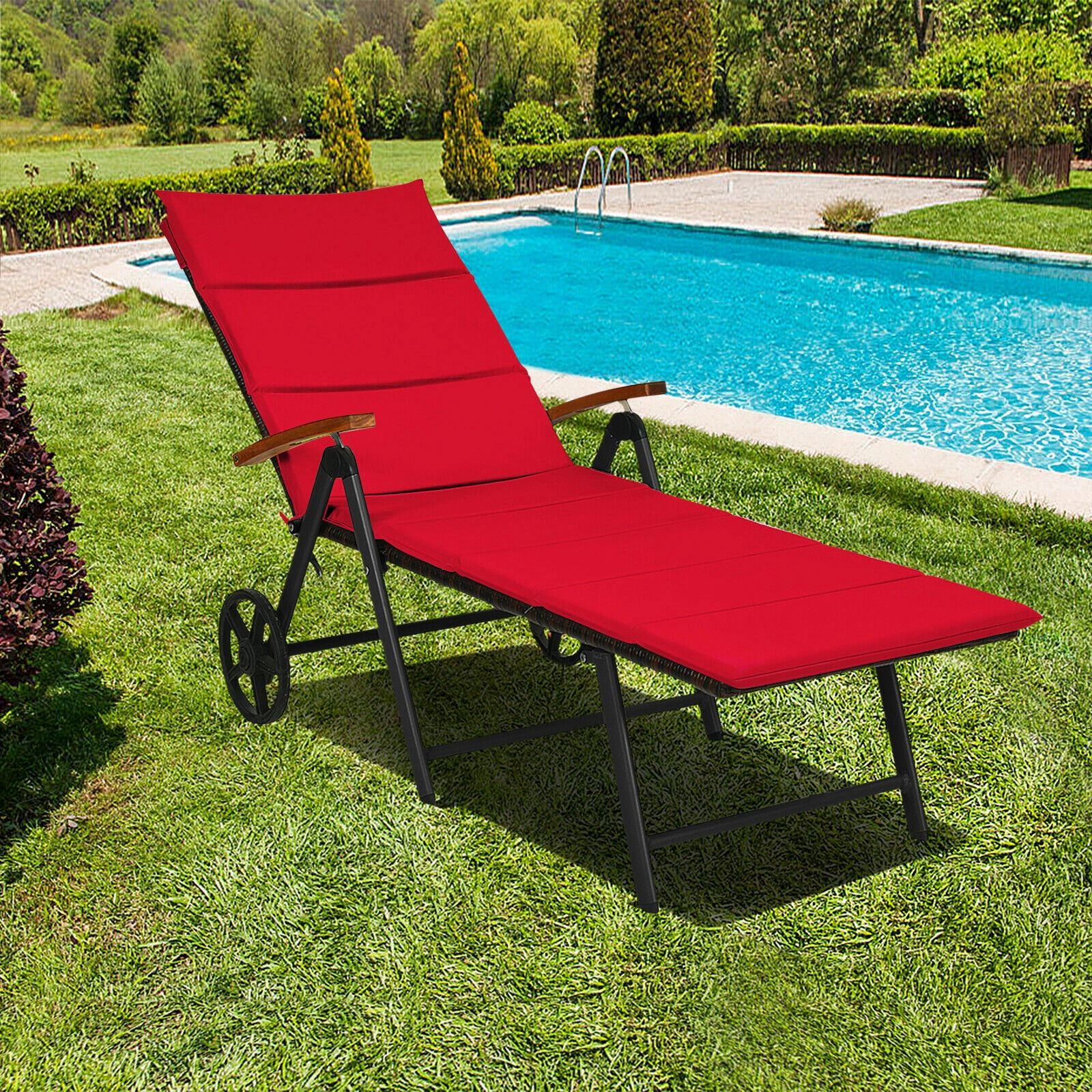 LJG Folding Patio Rattan Lounge Chair with Wheels