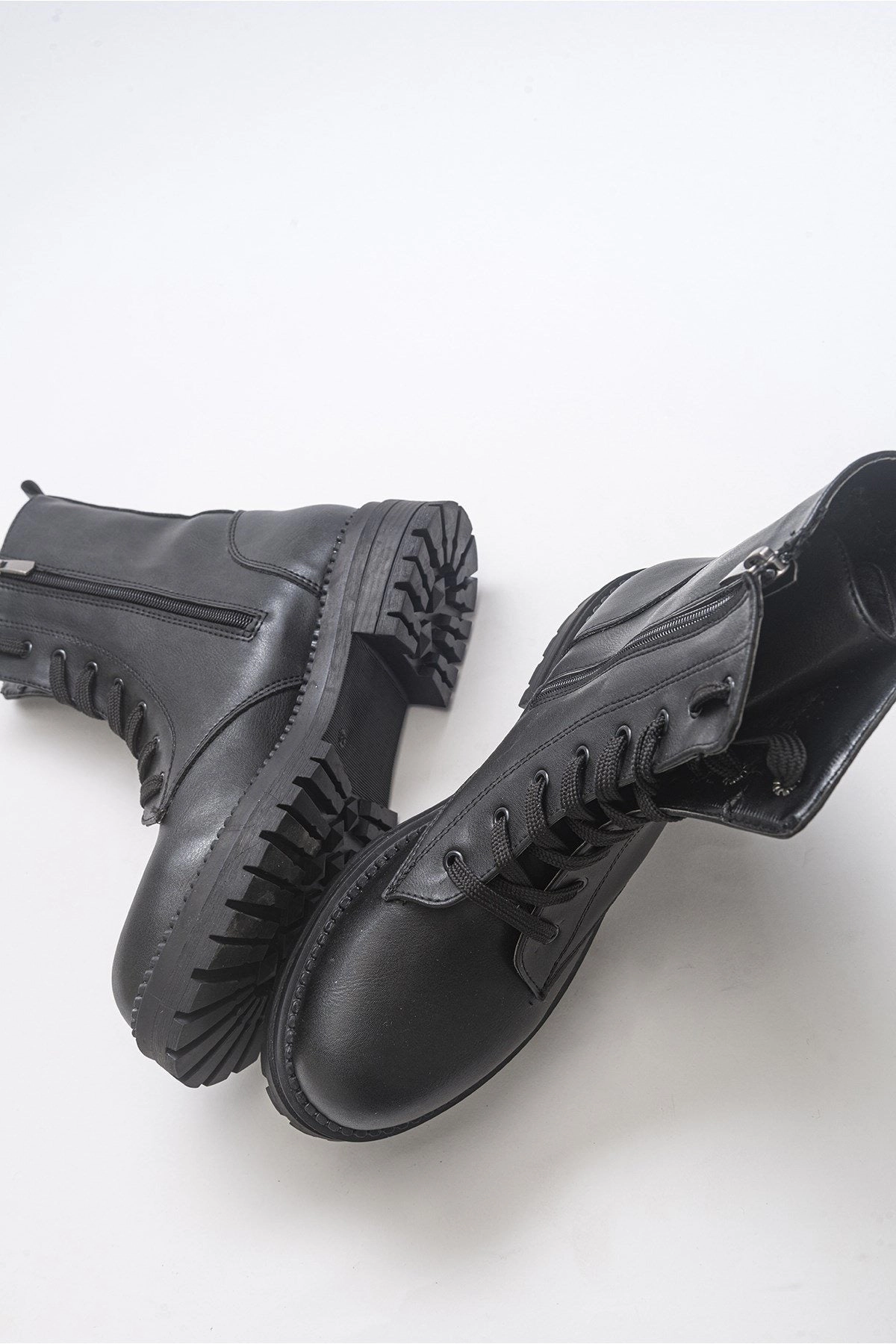 Prologue Shoes Womens Singa Boot