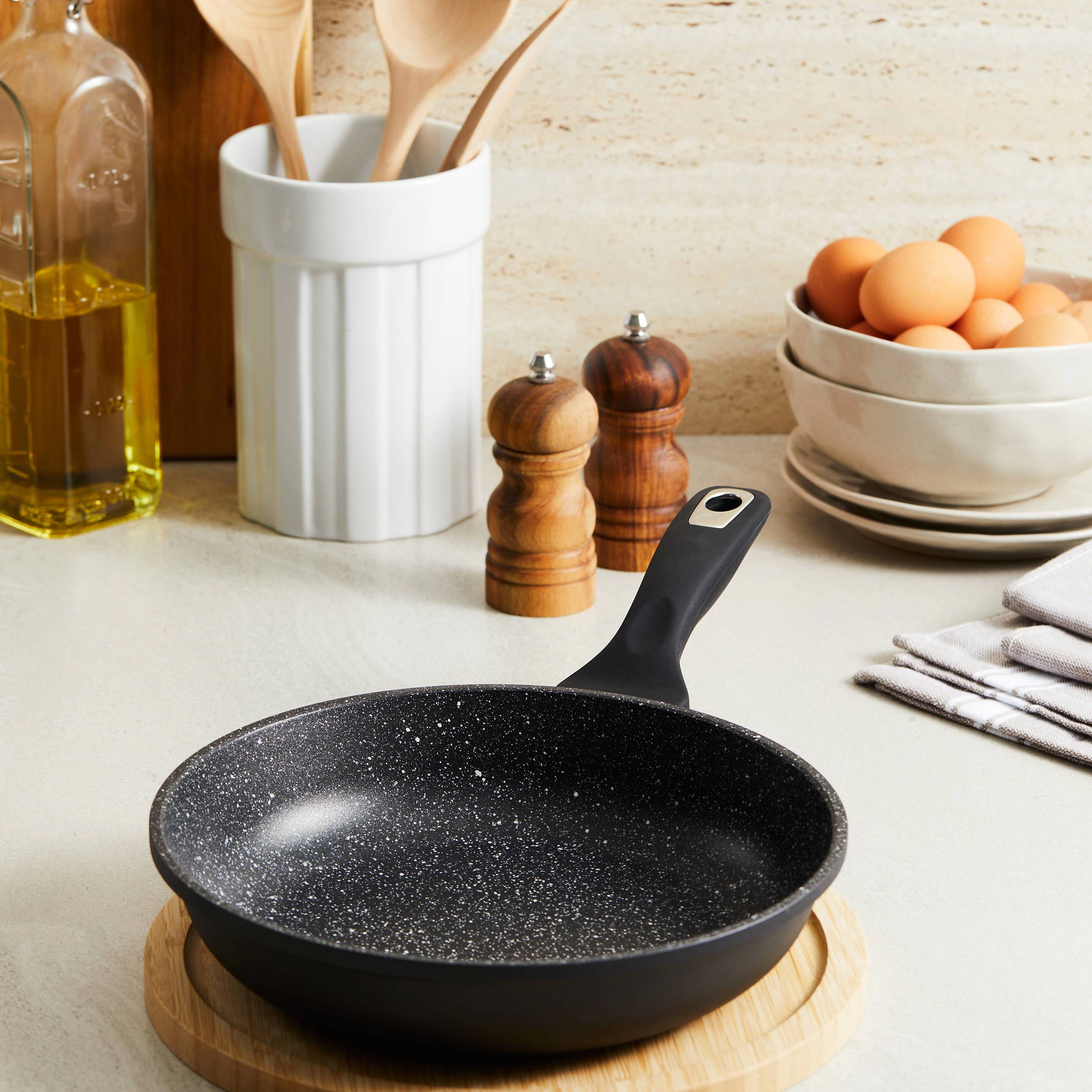 Cuisine::pro® GRANITE™ Frypan 10"