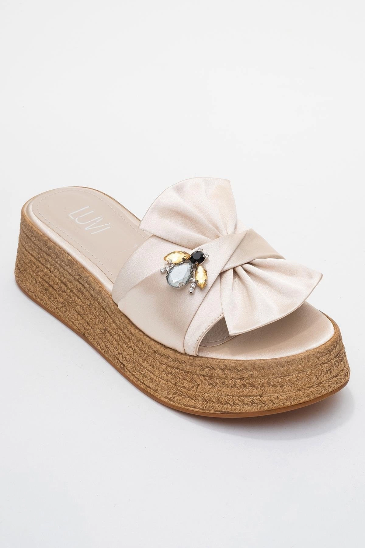 Prologue Shoes Womens Shara Braided Bow & Bee Buckle Platform Sandal