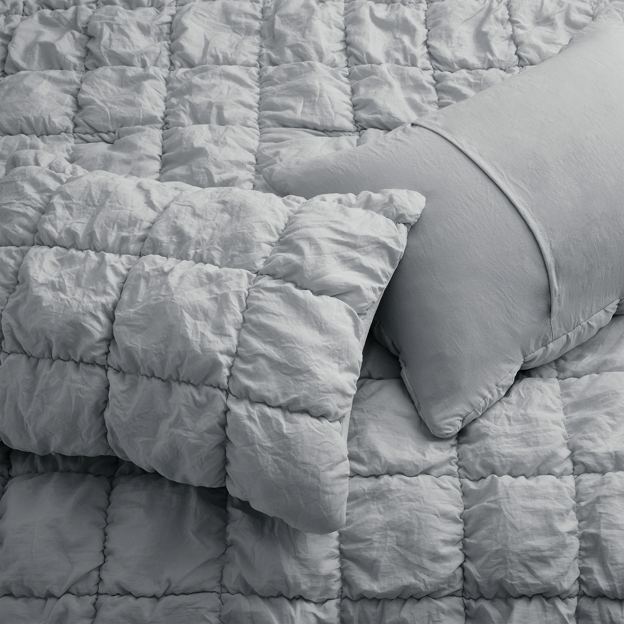 Unikome Fluffy Comforter, All Season Quilted Down Alternative Cloud-Like Soft Bedding