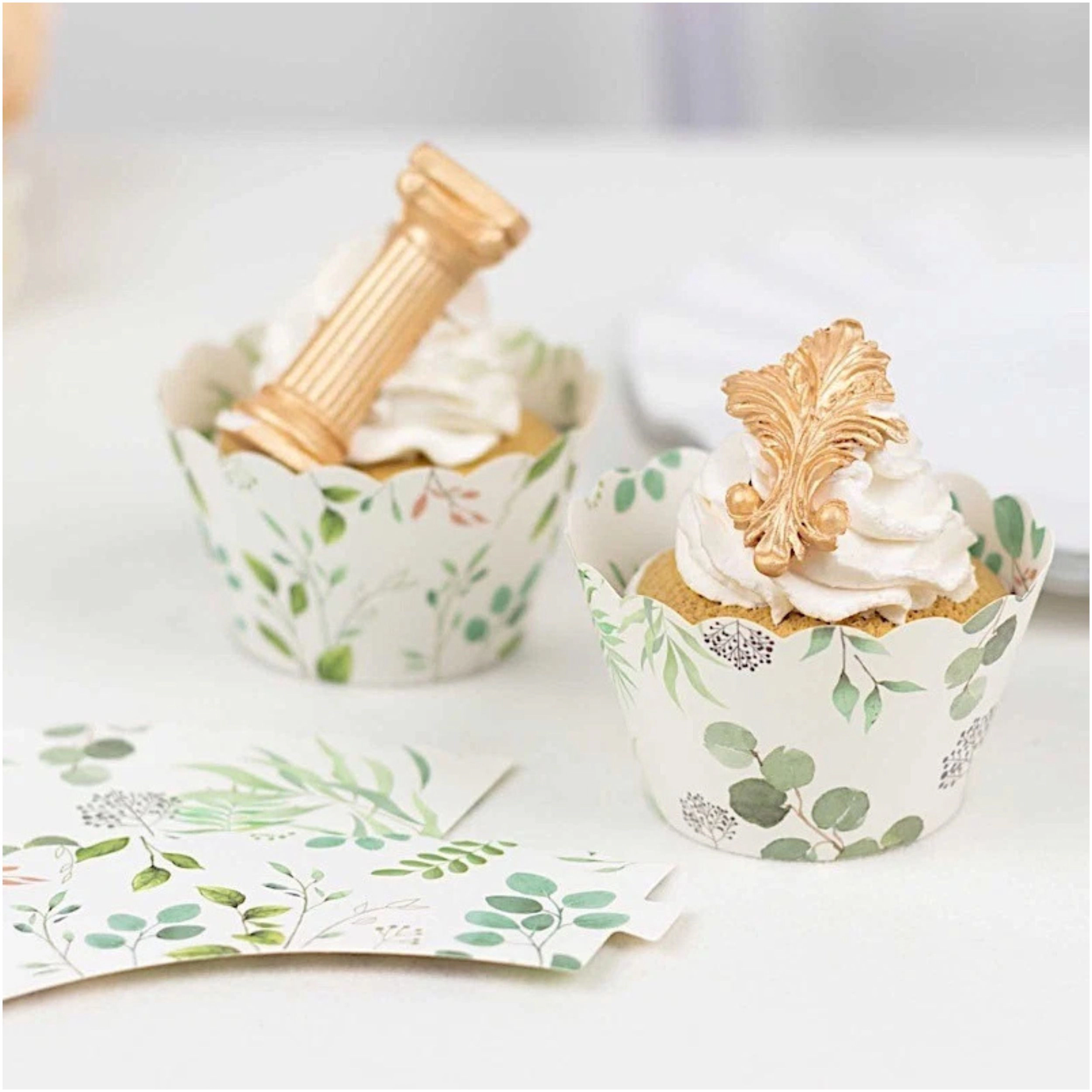 Home Collection Pack of 25 Eucalyptus Print Cupcake Wrappers