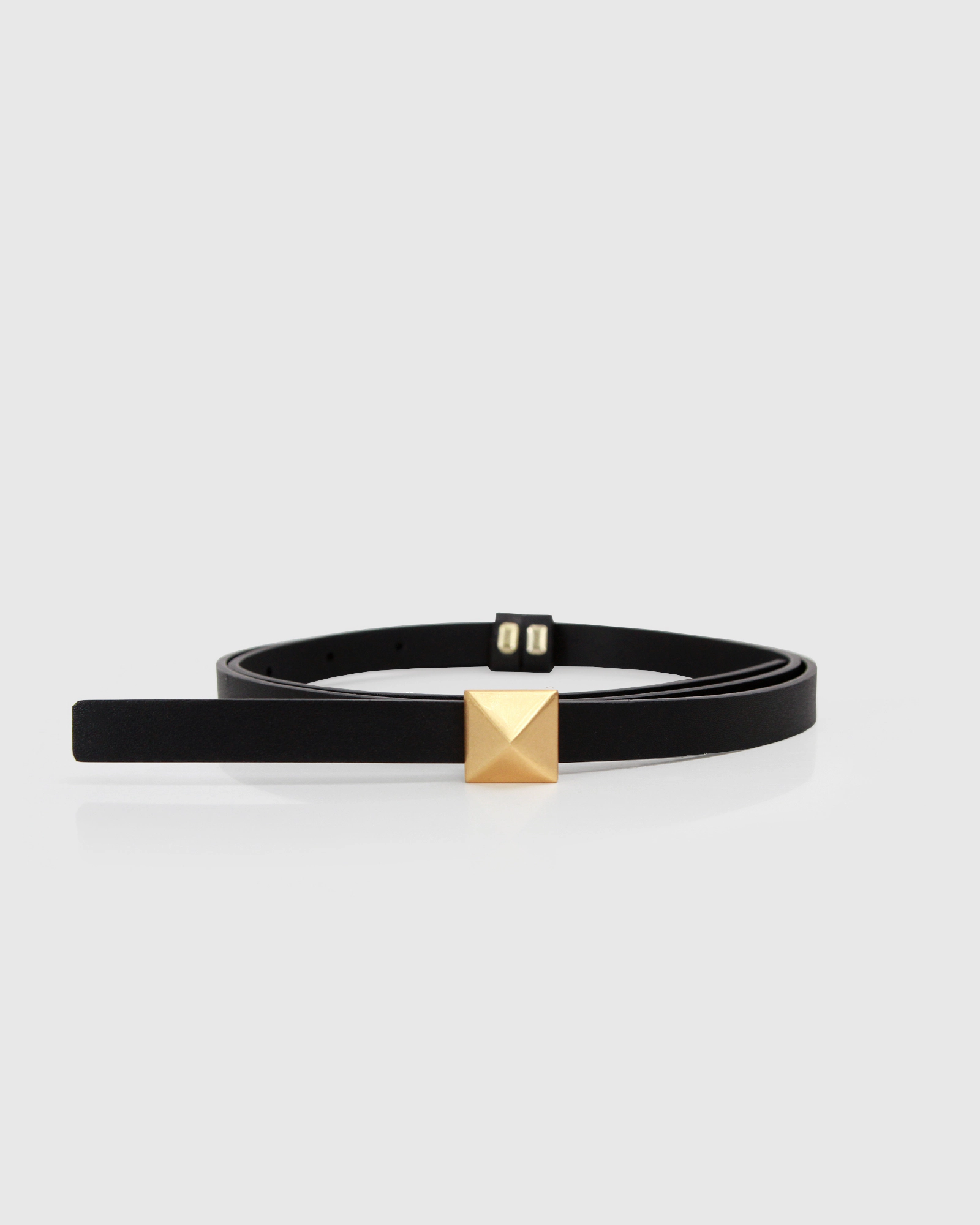 Belle & Bloom Womens Cleopatra Pyramid Stud Leather Belt