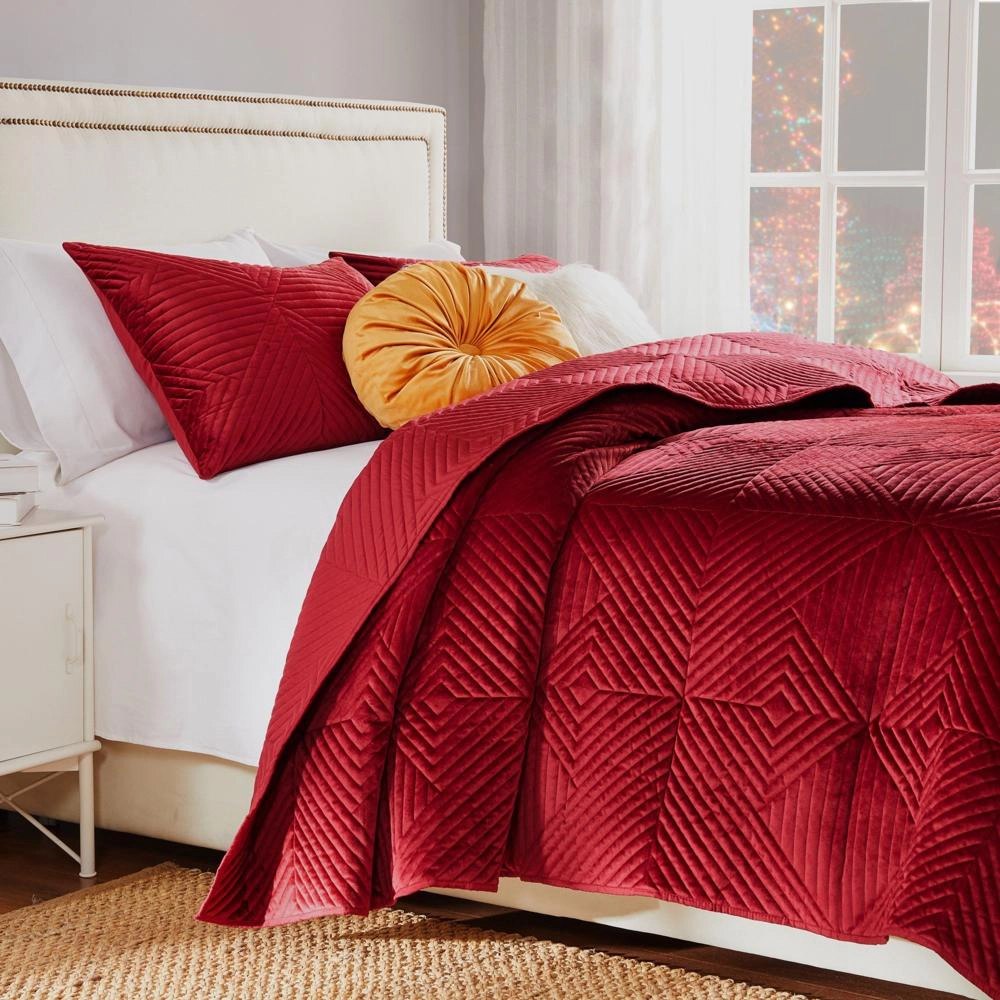 Greenland Home Fashion Riviera Velvet Quilt Set 3 Piece s Quilt Set Including Pillow Sham