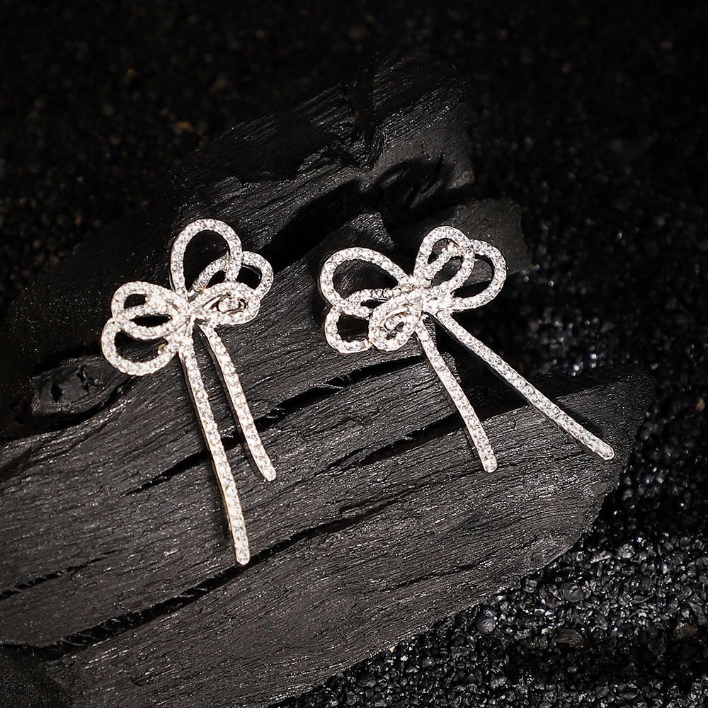 SOHI Women's The Cristal-Bow Drop Earrings - Crystal Silver