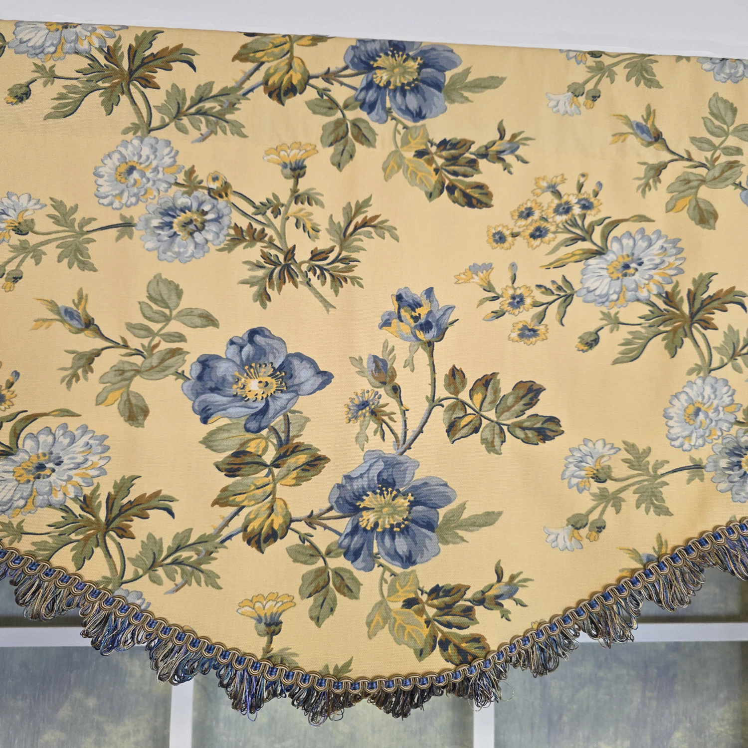 RLF Home 100% Cotton Sunrise Cornice  Fully lined Windows Rod Pocket Valance 50" x 17"  Yellow