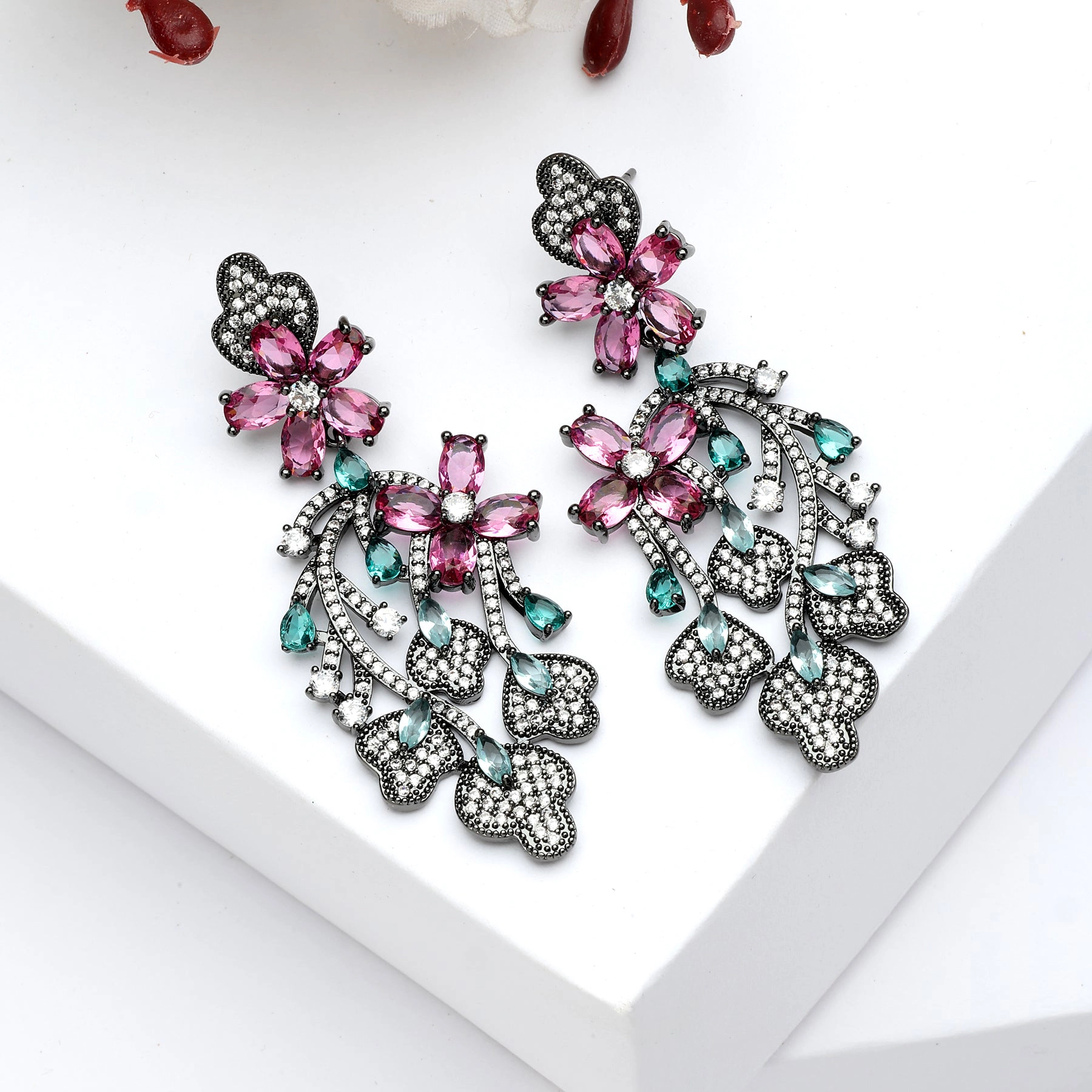 AGP PARIS Womens Diva Floral Drop Earrings