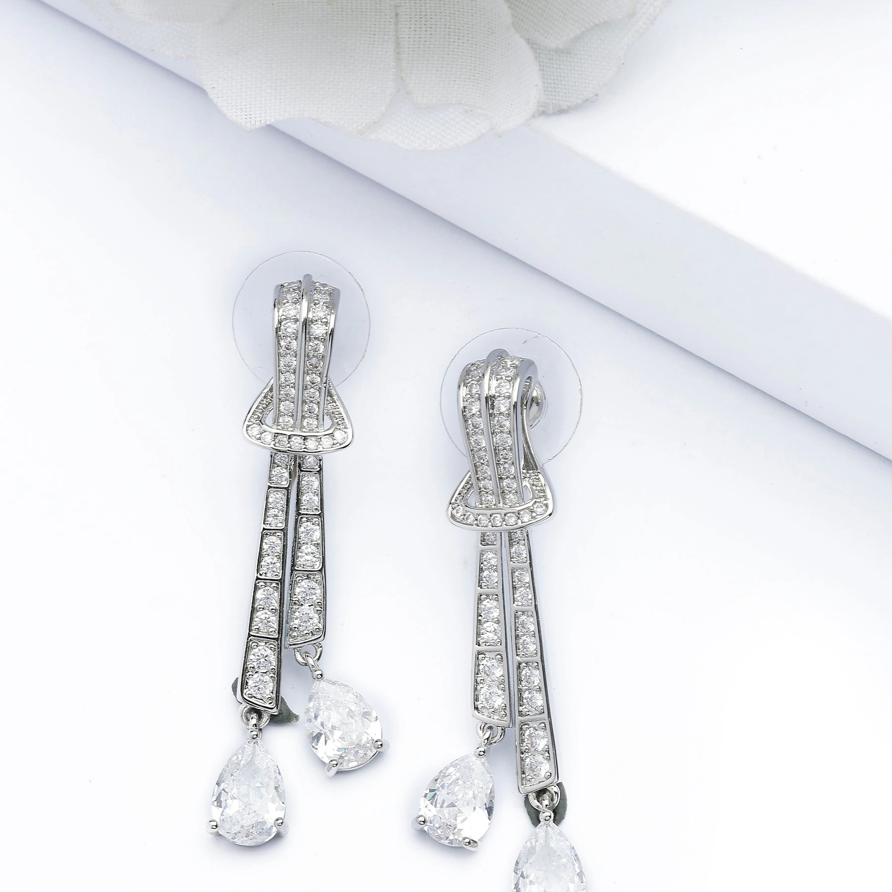 AGP PARIS Womens Silver Knot Drop Earrings