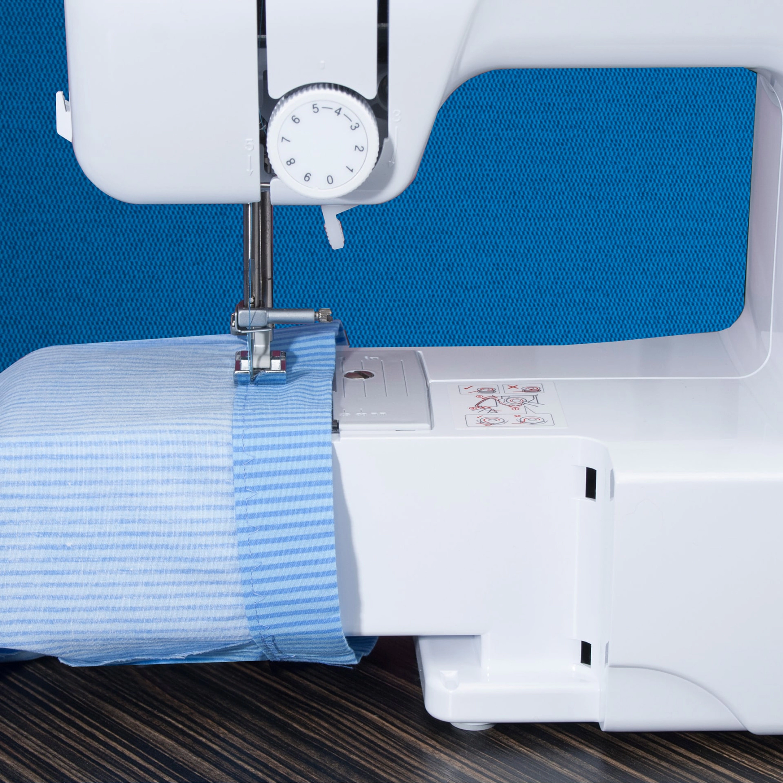 Brother SM1400 14-Stitch Floral Sewing Machine