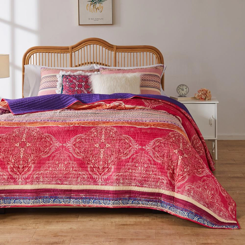 Greenland Home Aurora Reversible Quilt and Pillow Sham Set 3 Piece