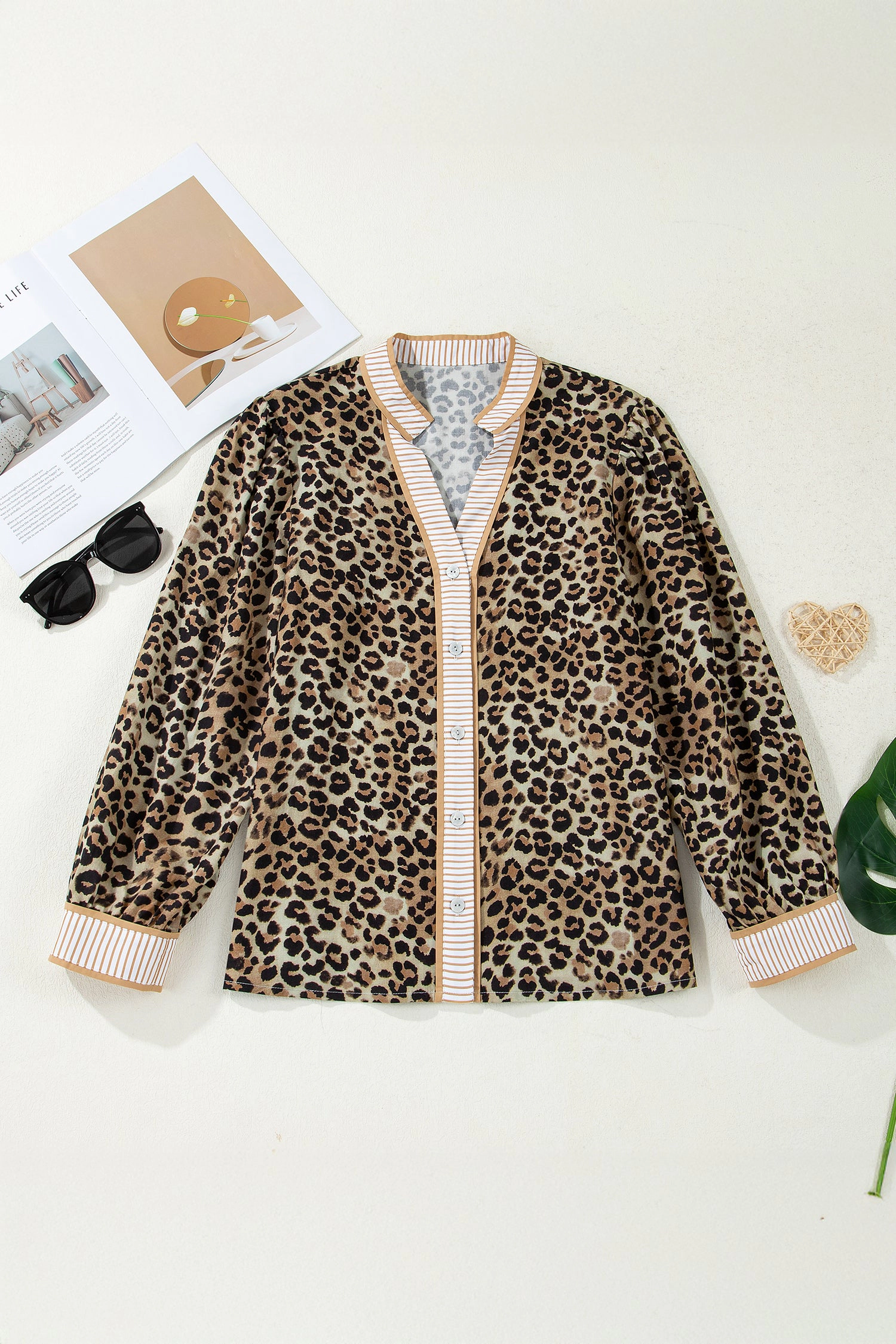 Threaded Pear Womens Jordyn Contrast Striped Trim Leopard V-Neck Shirt