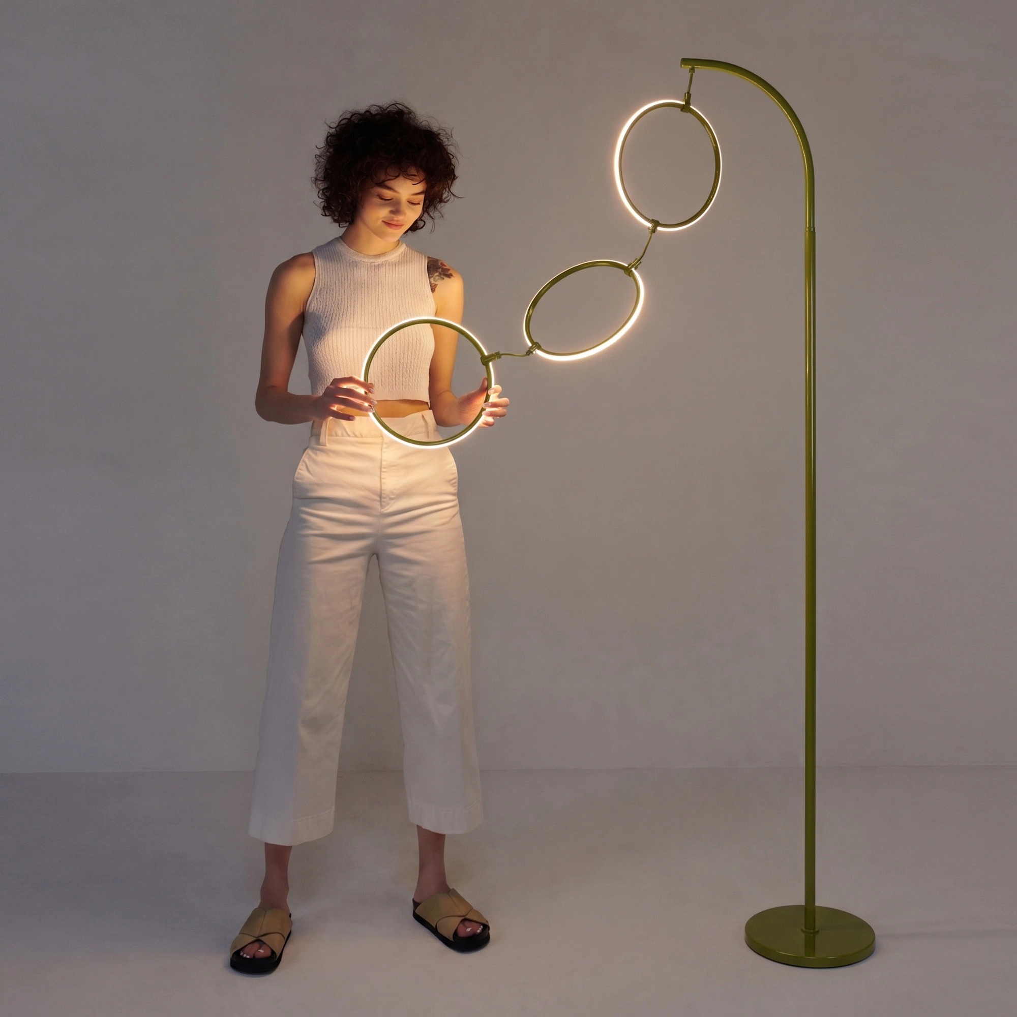 Brightech 3 Ring Lamp LED Halo Ring Floor Lamp