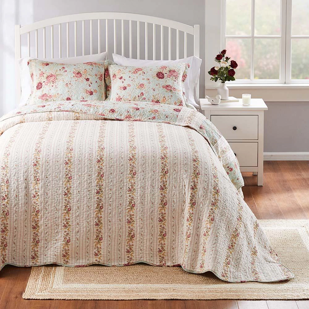 Greenland Home Antique Bright Florals and Whimsical Songbirds Bedspread Set 3 Piece