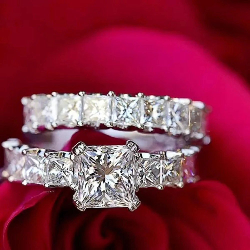 Elegant Rhinestone Decor Engagement Rings 2pcs/set Trendy Exquisite Wedding Rings