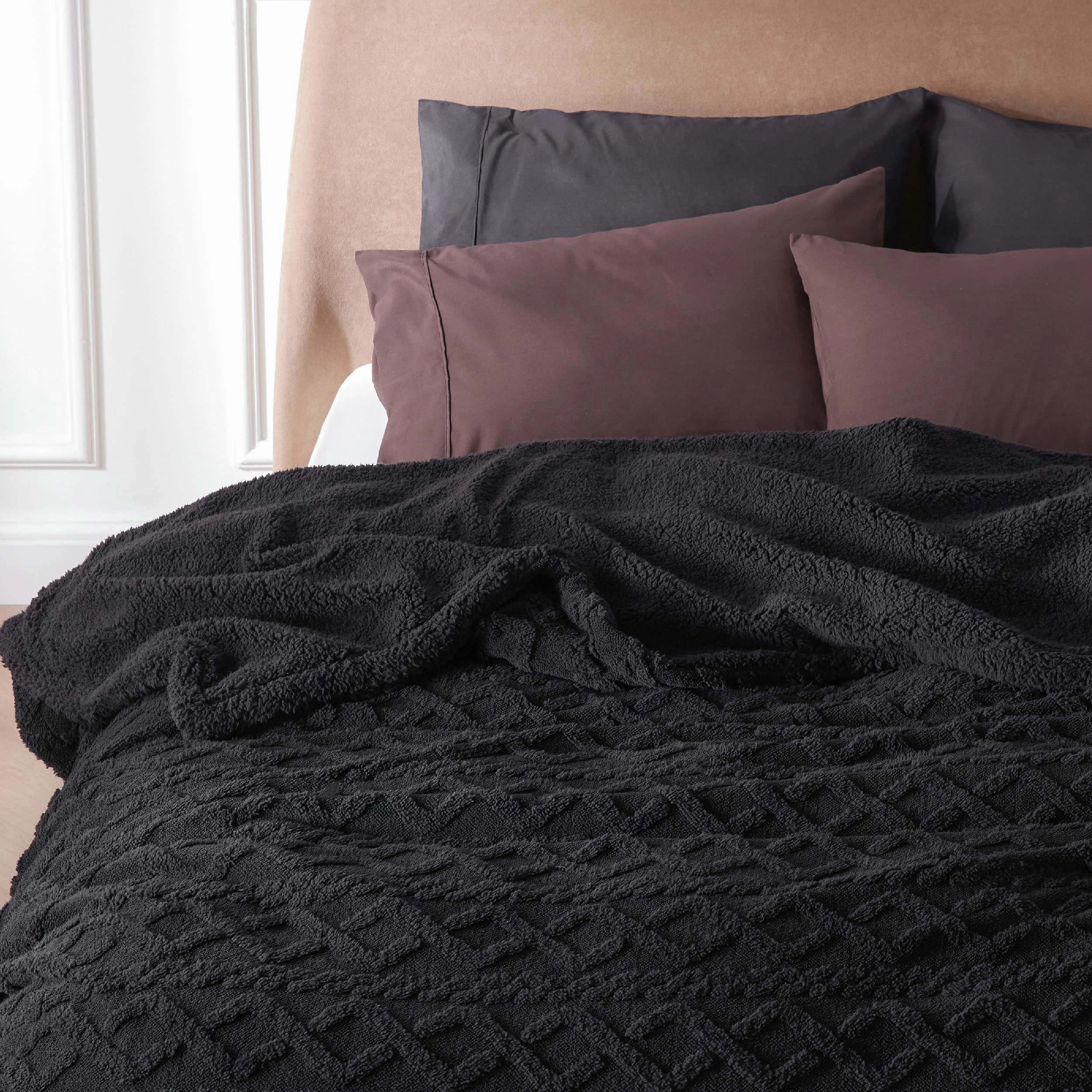 CovertSafe Sherpa Fleece Blanket Cable Jacquard Tufted Warm