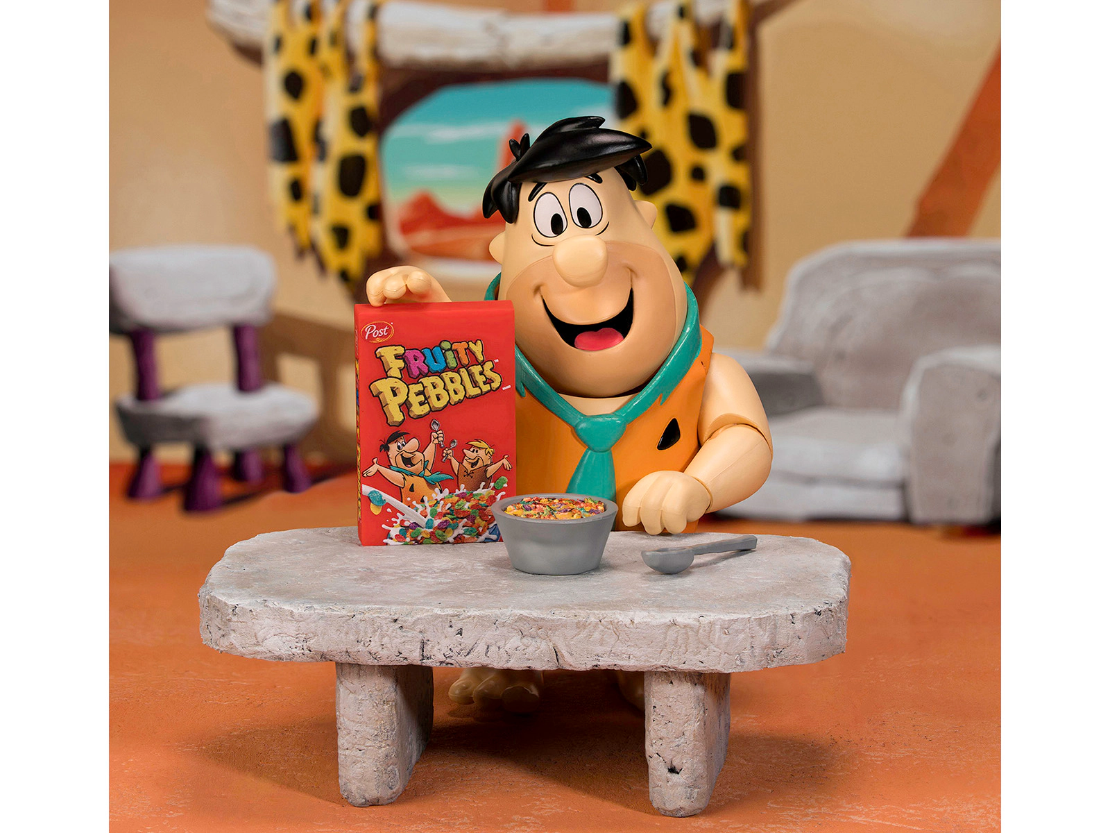 Jada Fred Flintstone 6" Moveable Figure with Accessories and Alternate Head and Hands "The Flintstones - Post