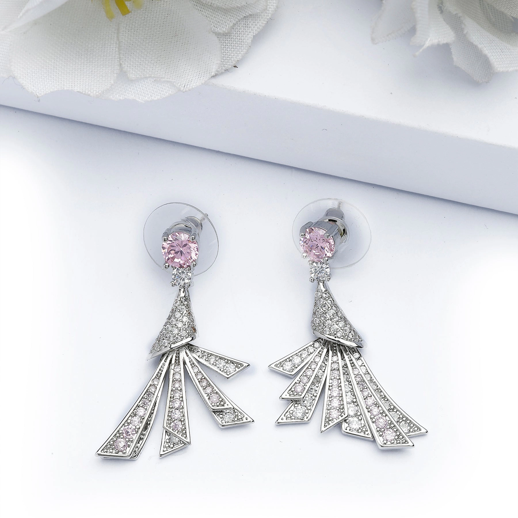AGP PARIS Womens Feather Drop Earrings