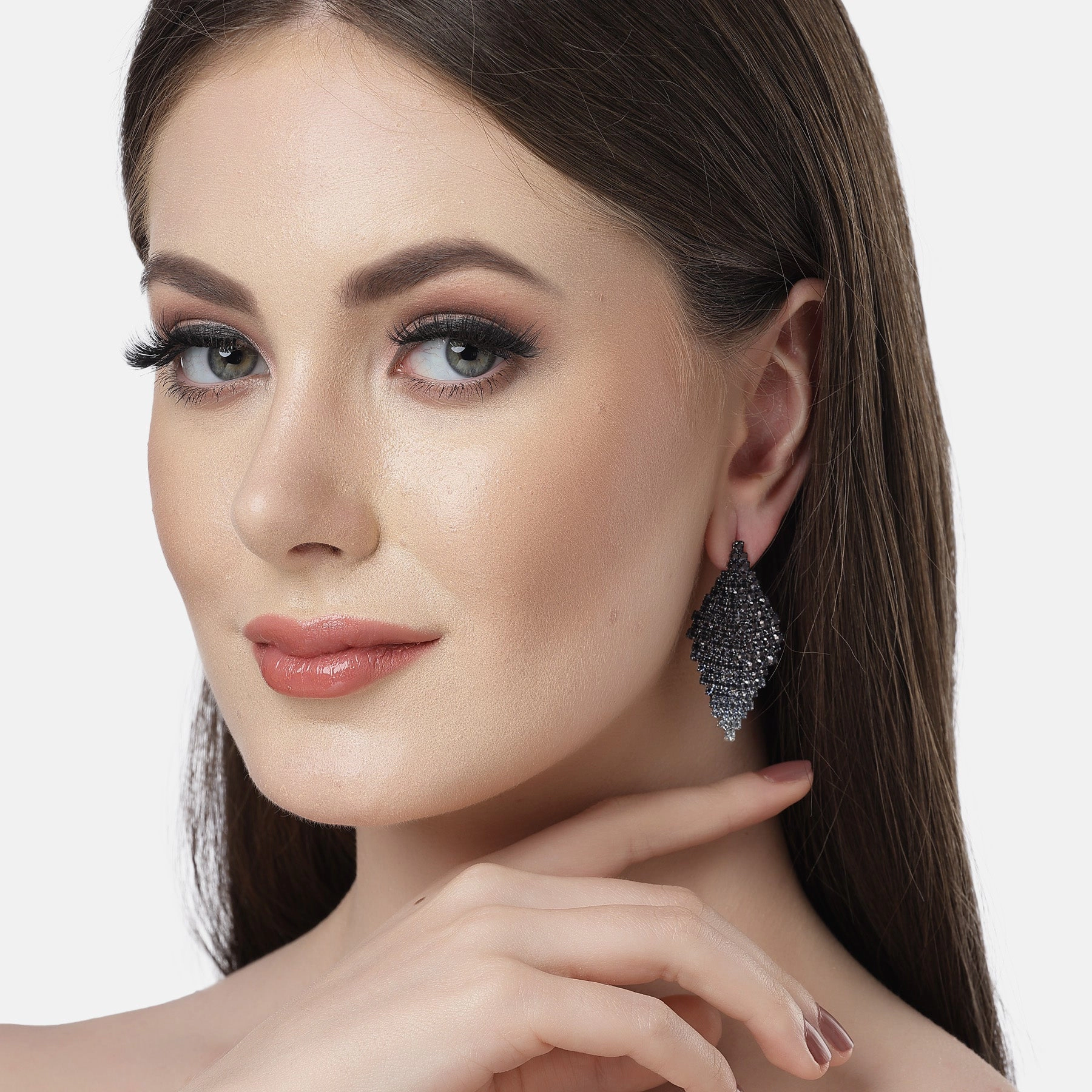 AGP PARIS Womens Diva Collection Chandelier Drop Earrings