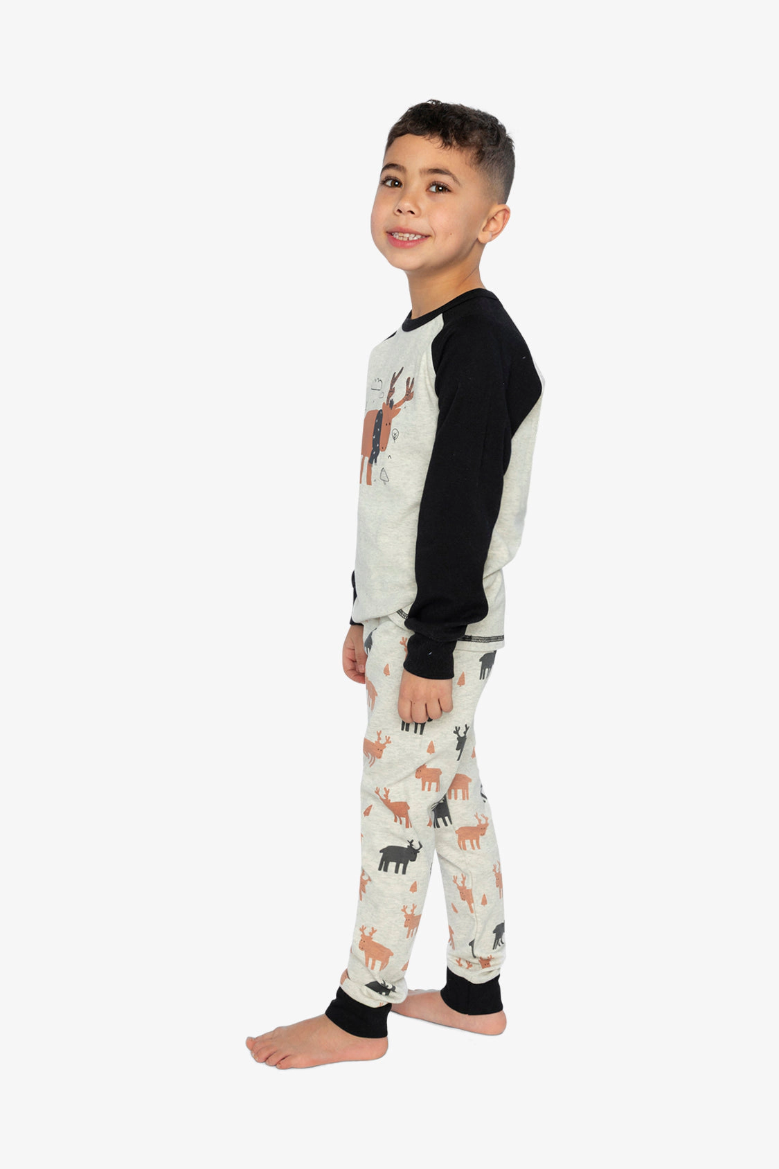 Deux par Deux Boys Organic Cotton Elk Print Two Piece Pajama Set with Raglan Sleeve Top and Waist Pants