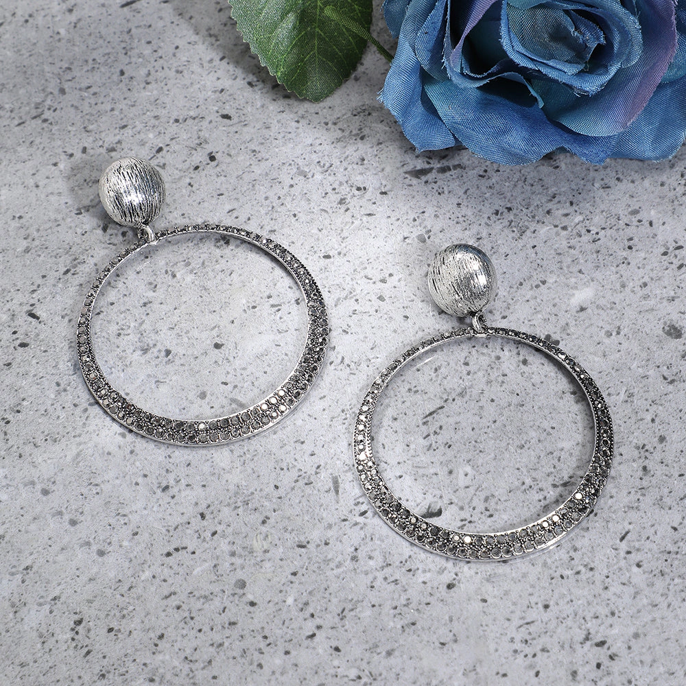 SOHI Women's Crystal Silver Party Drop Earrings