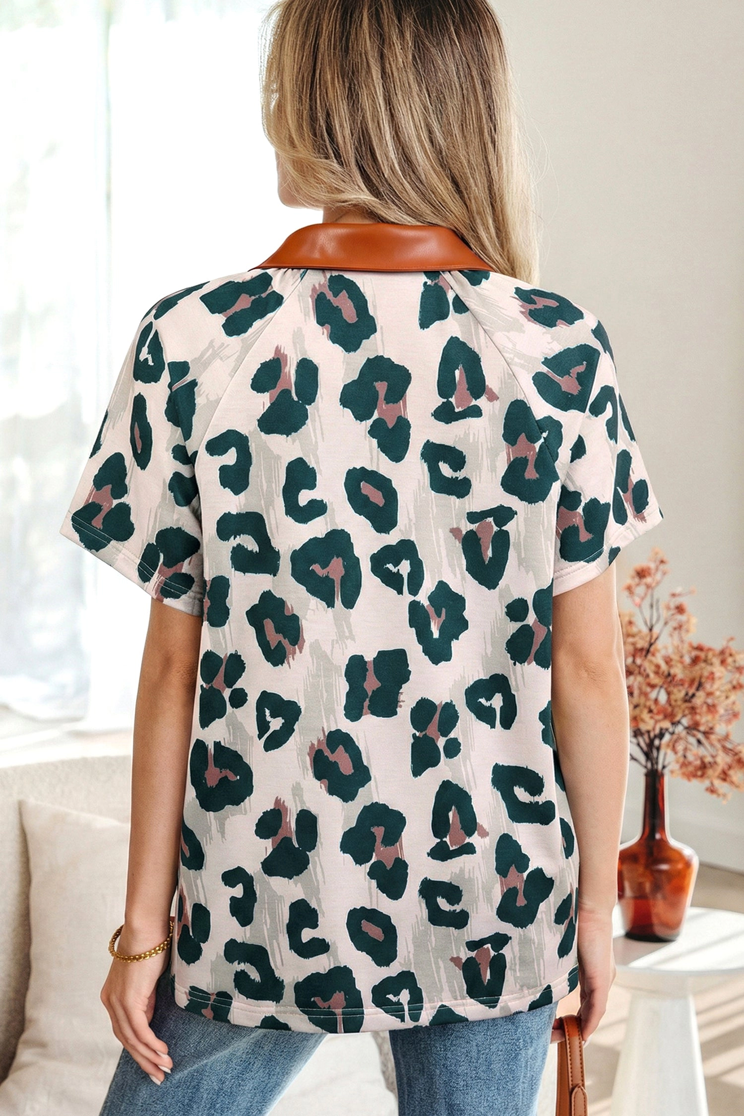 Threaded Pear Women's Madelynn Collared Short Sleeve Blouse